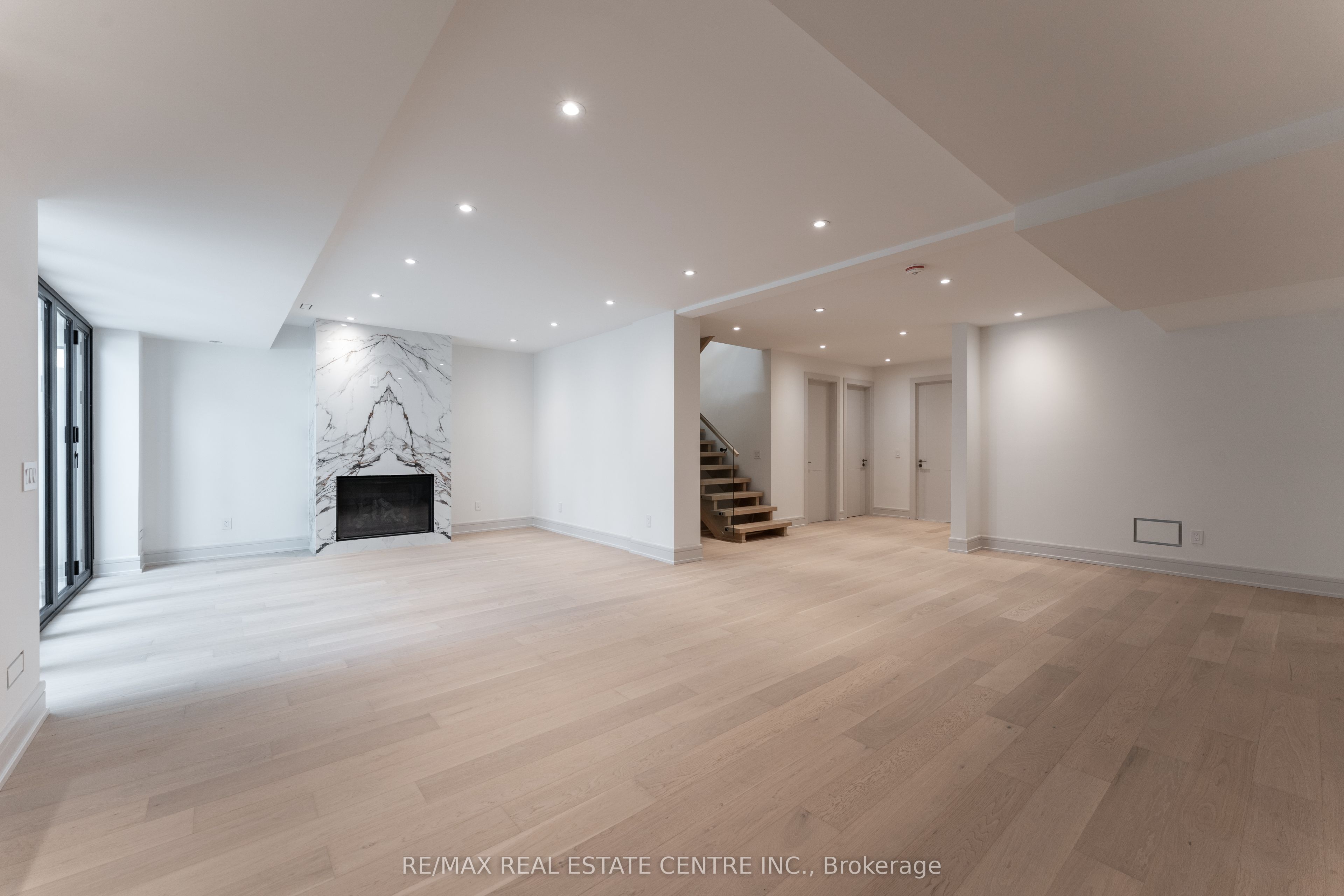 491 Fourth Line Property Photo 38