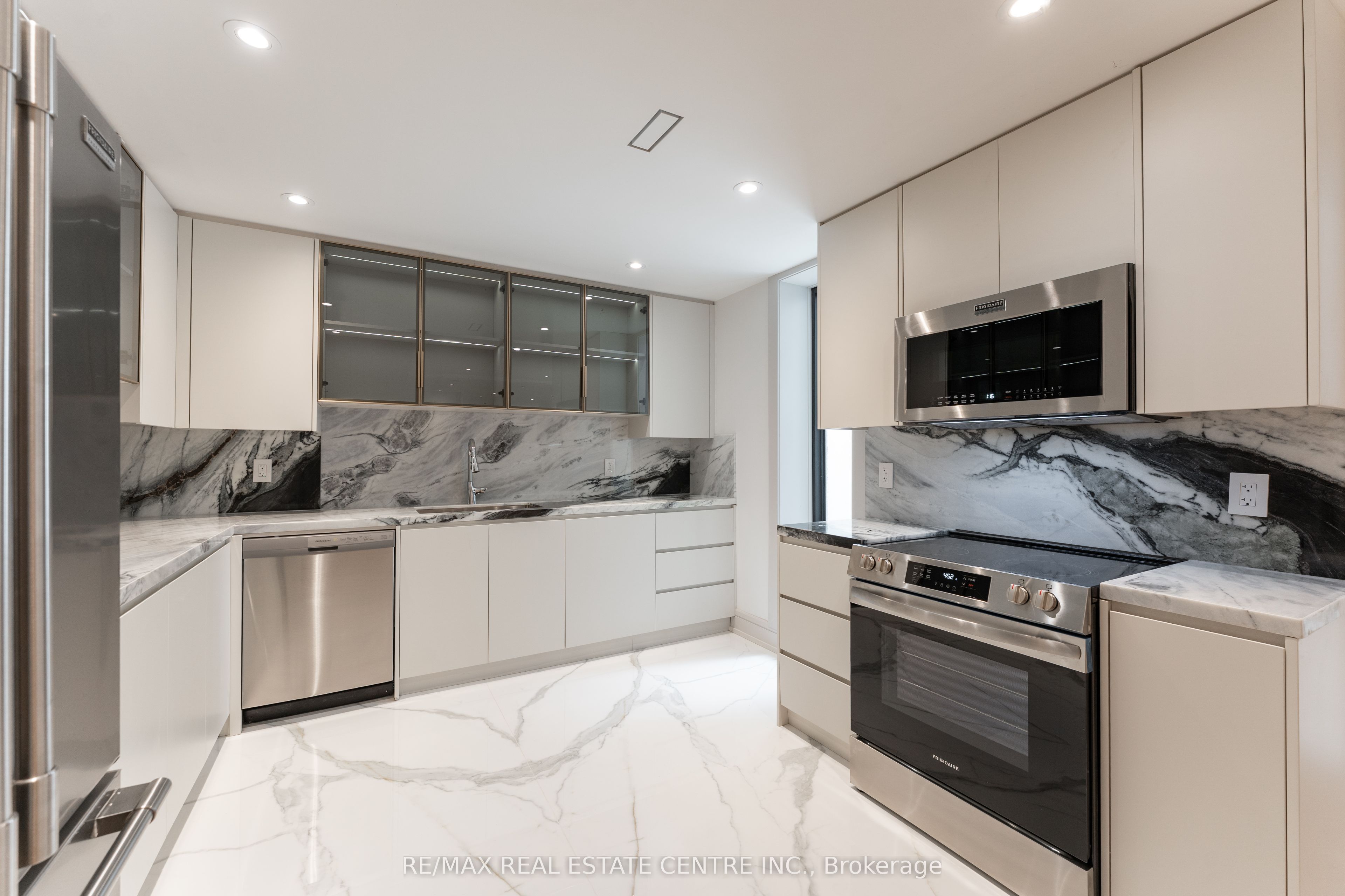 491 Fourth Line Property Photo 42