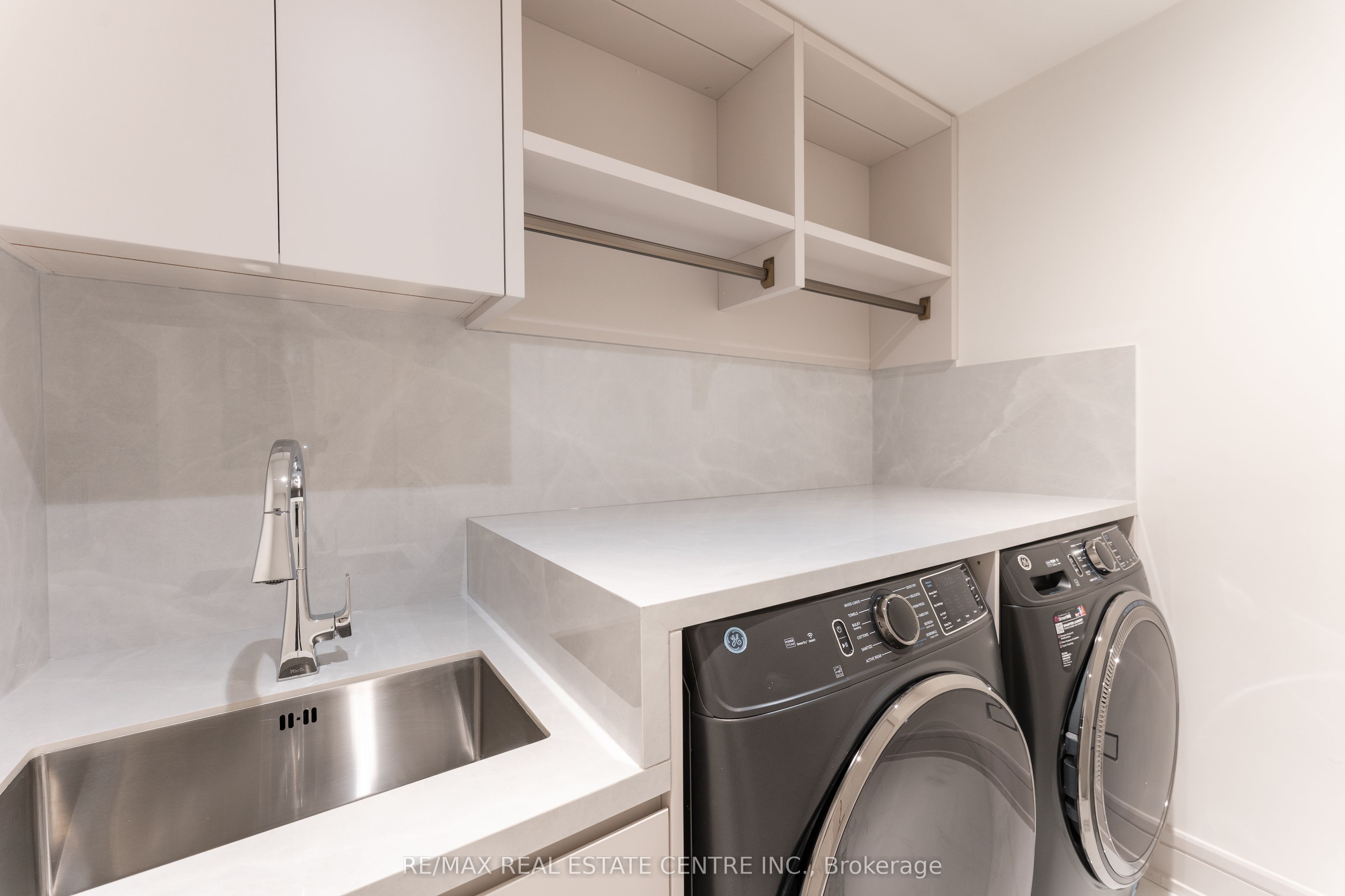 491 Fourth Line Property Photo 48