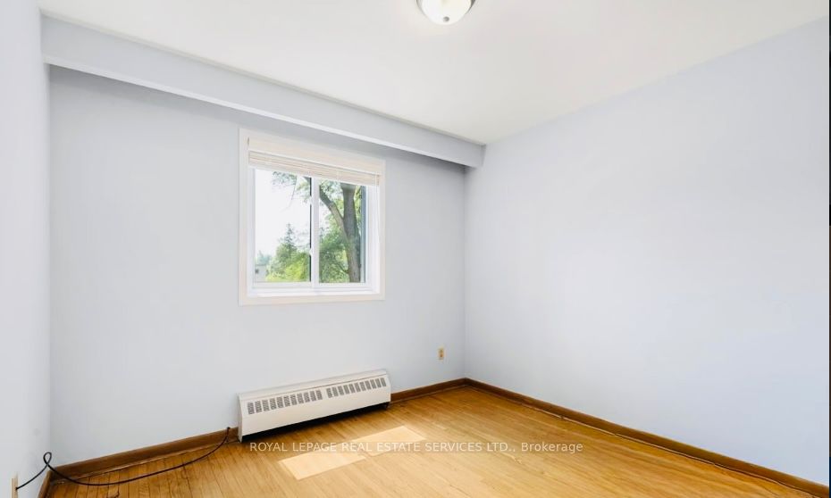 50 Peter Street 2 Property Photo 3