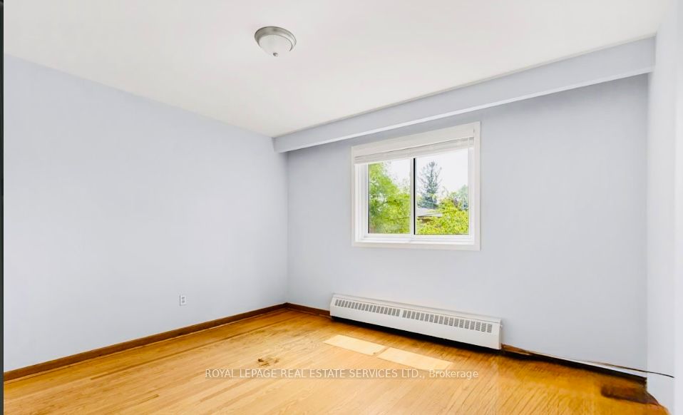 50 Peter Street 2 Property Photo 6