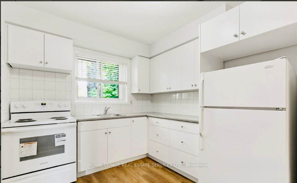 50 Peter Street 2 Property Photo 8