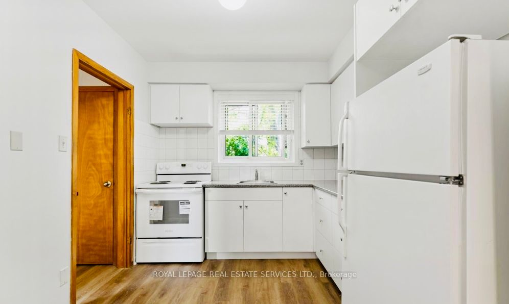 50 Peter Street 2 Property Photo 11