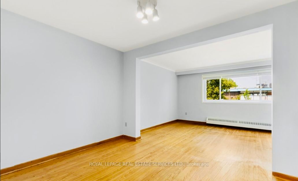 50 Peter Street 2 Property Photo 13