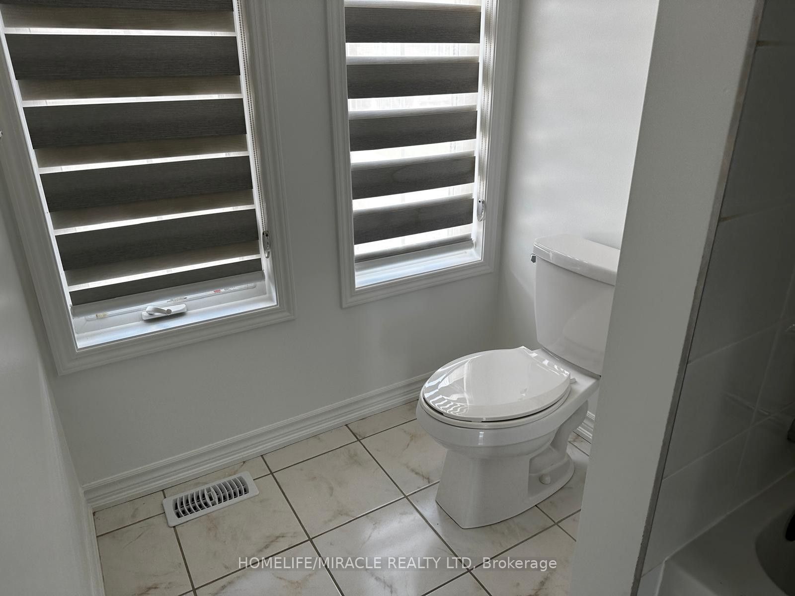 147 Yates Drive Upper Property Photo 25
