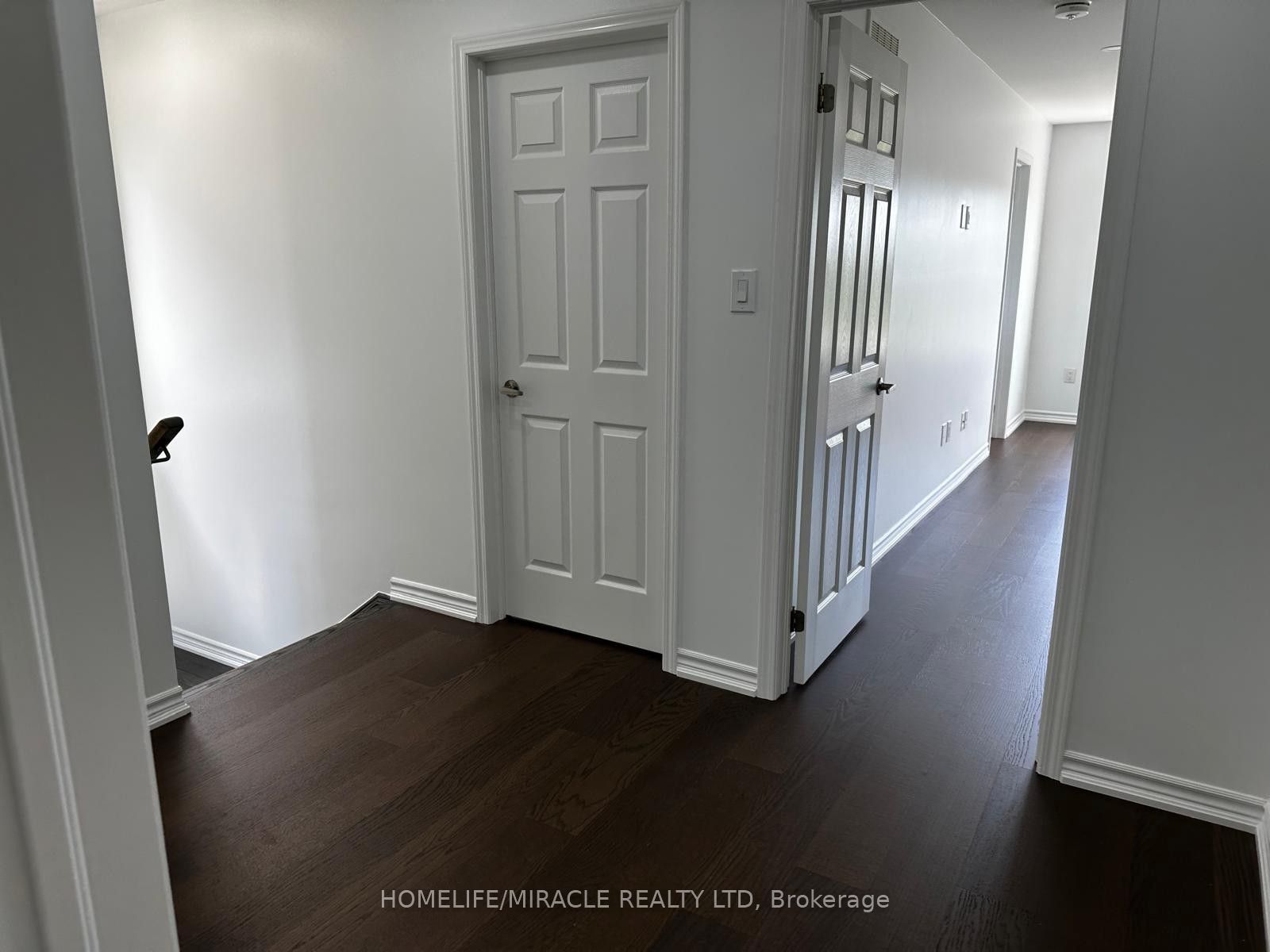 147 Yates Drive Upper Property Photo 35