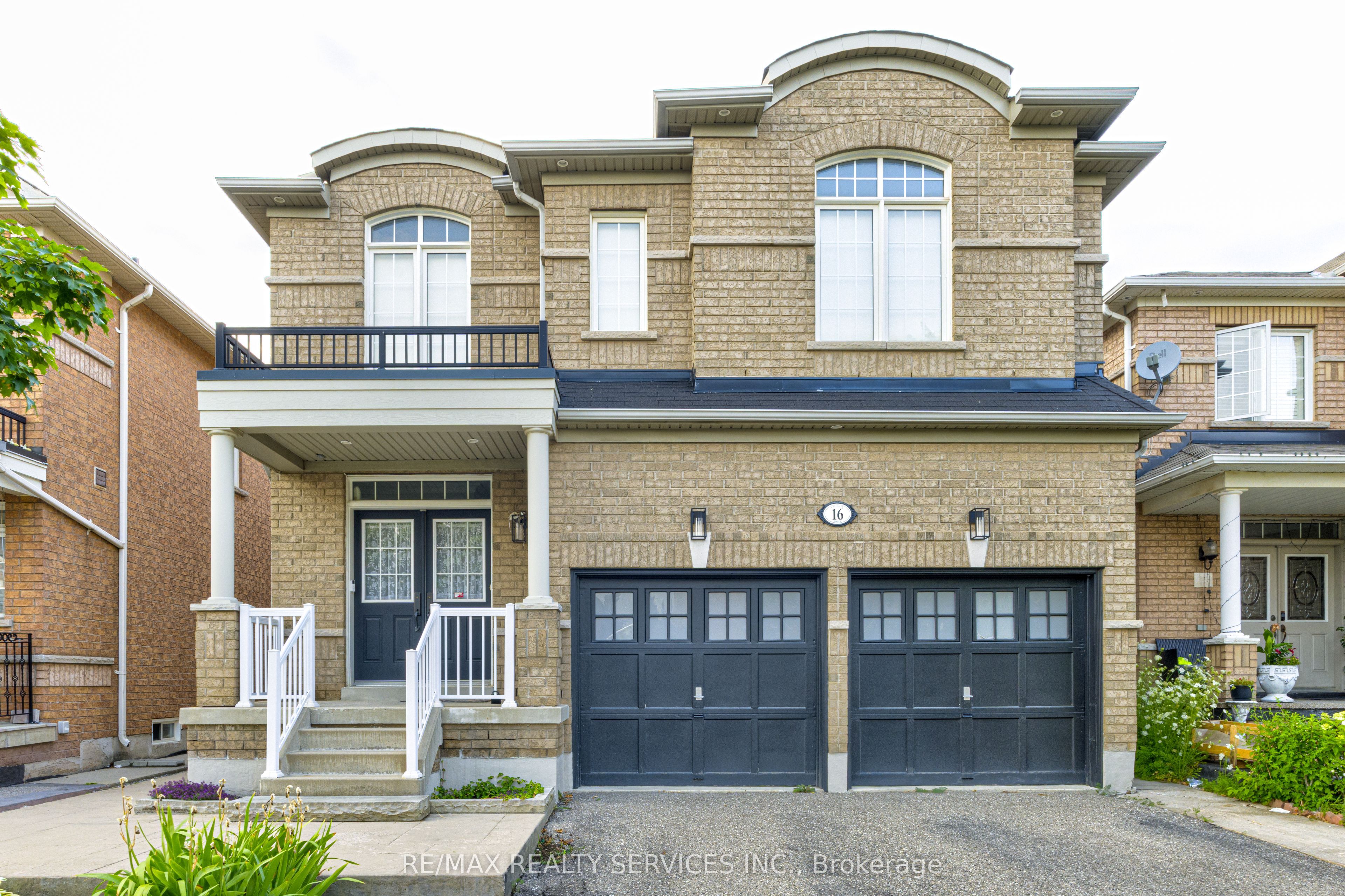 16 Fallgate Drive Property Photo 3