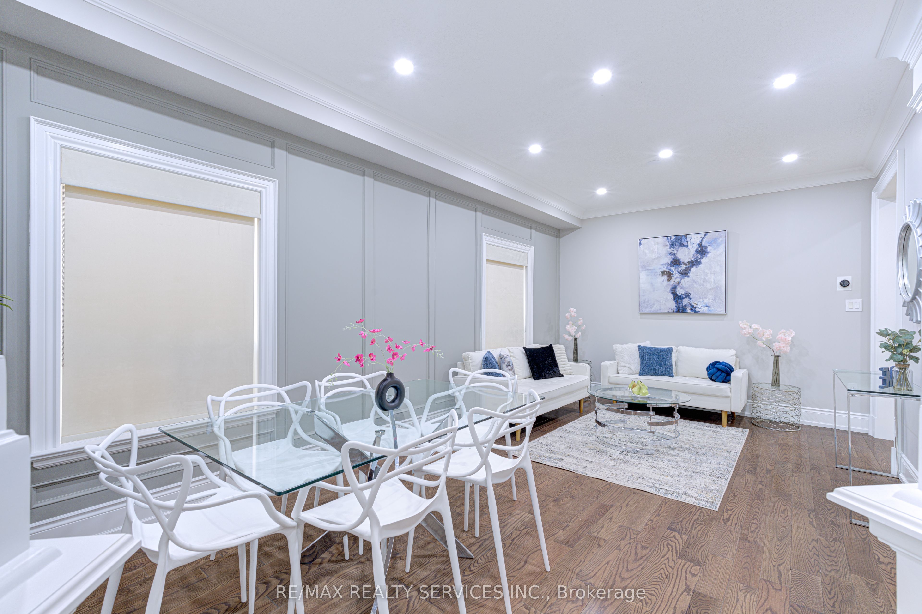 16 Fallgate Drive Property Photo 8