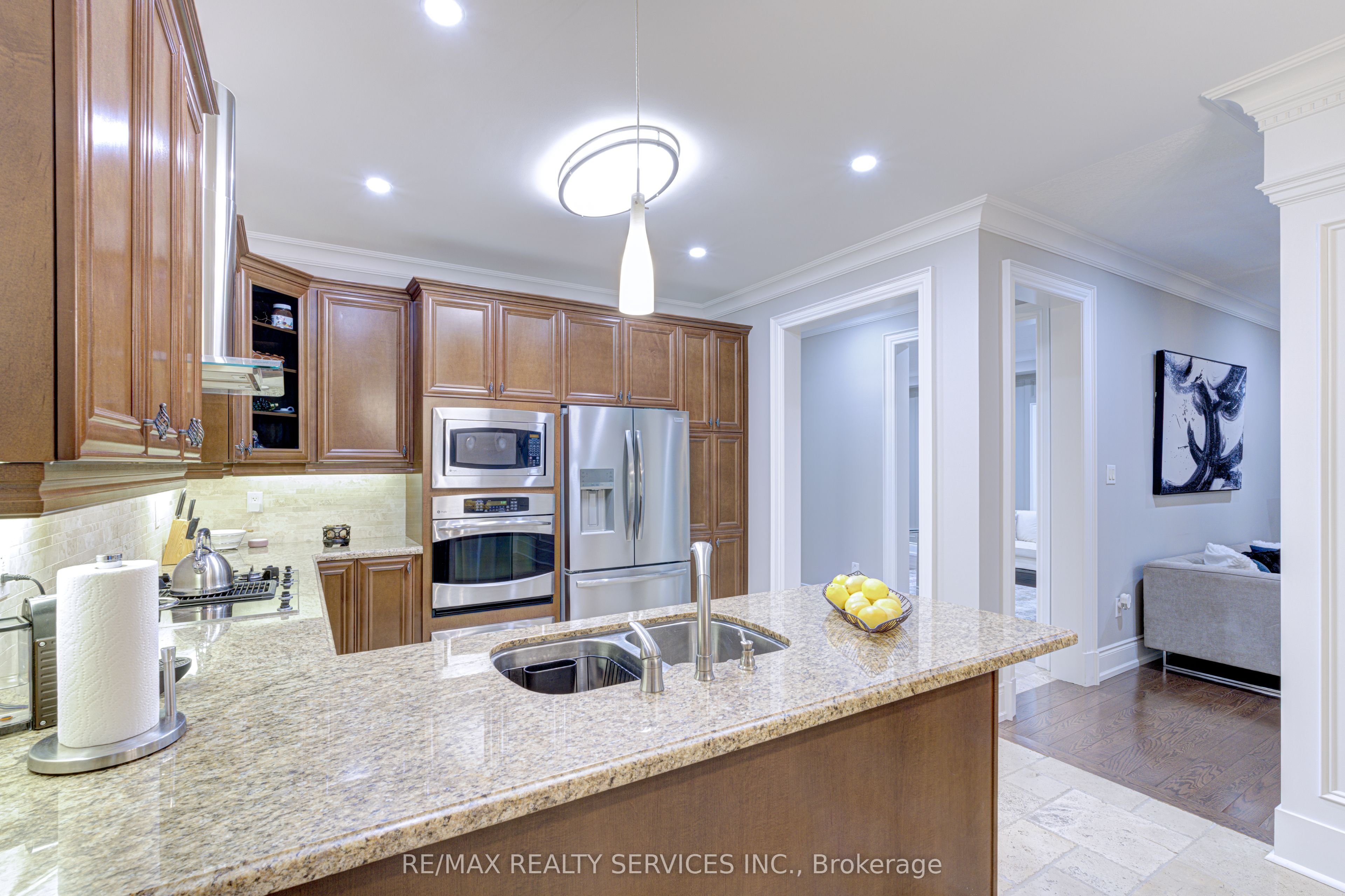 16 Fallgate Drive Property Photo 16