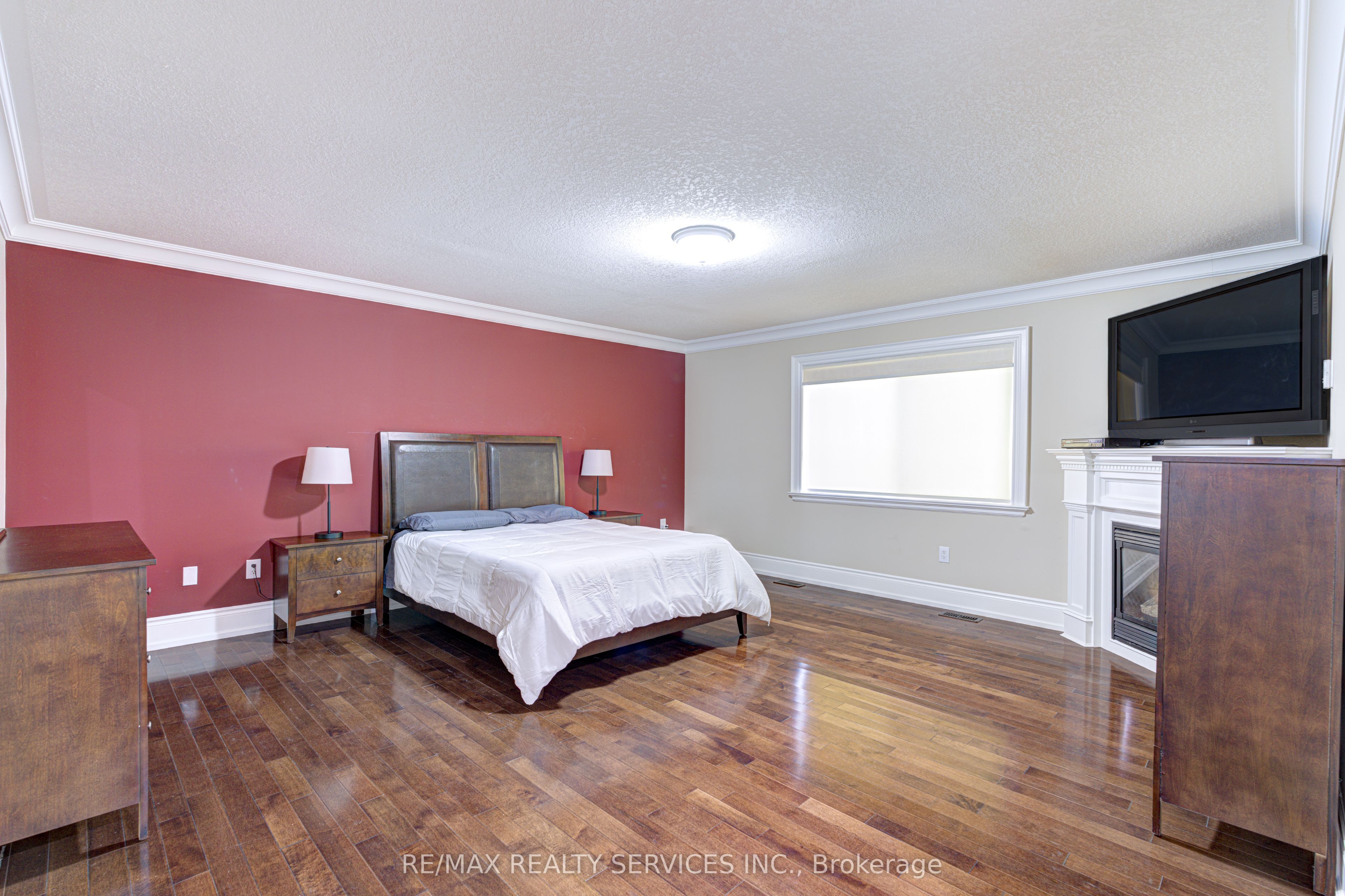 16 Fallgate Drive Property Photo 23