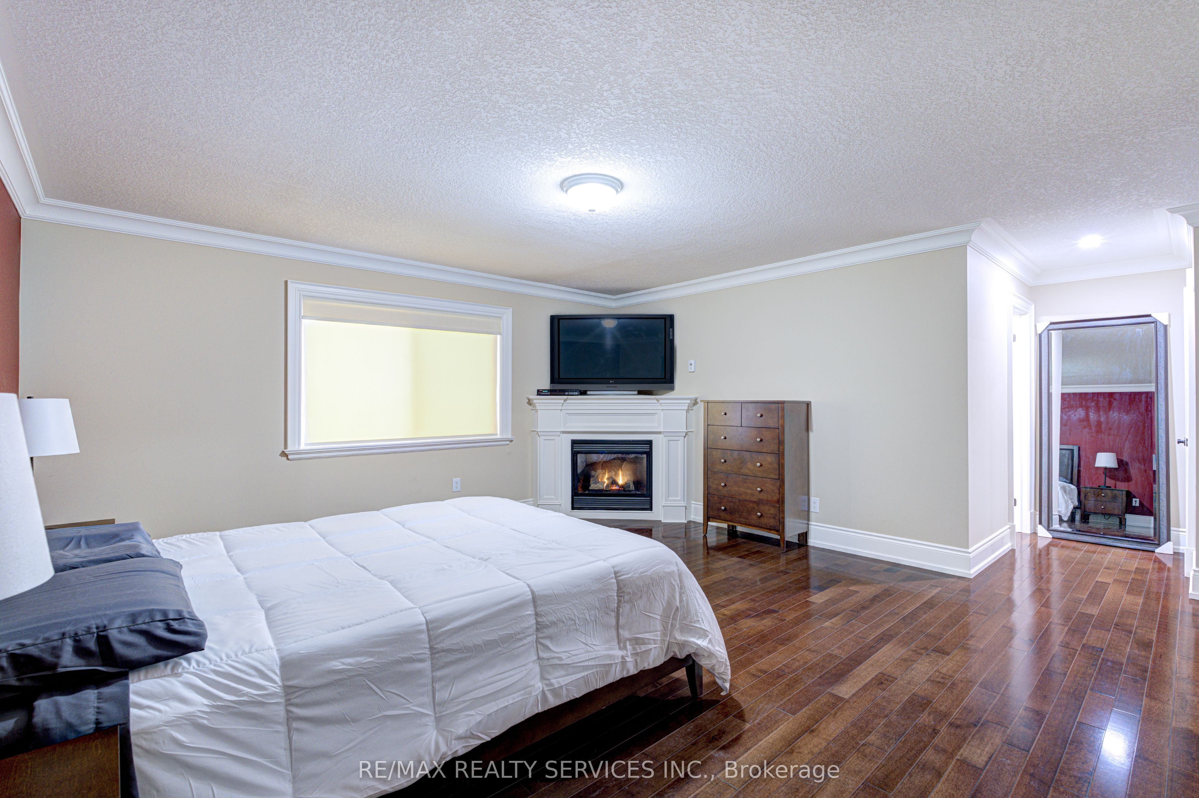 16 Fallgate Drive Property Photo 24