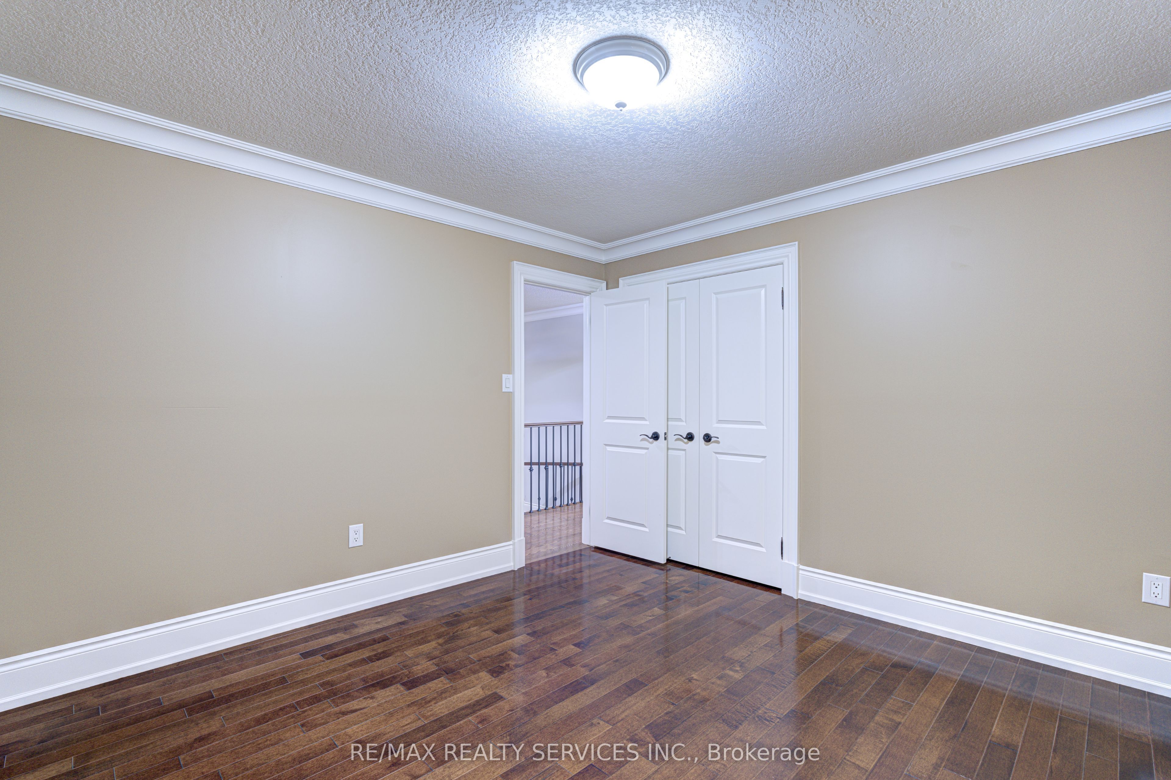 16 Fallgate Drive Property Photo 30