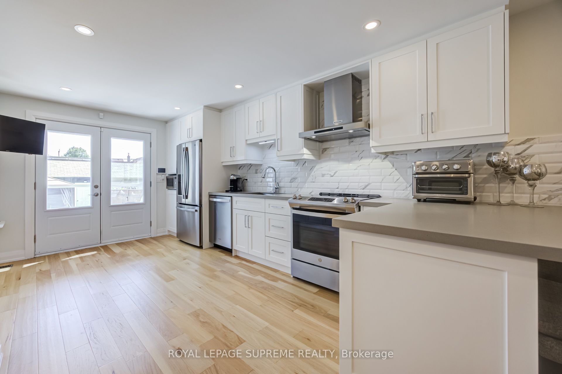 209 Boon Avenue Property Photo 14