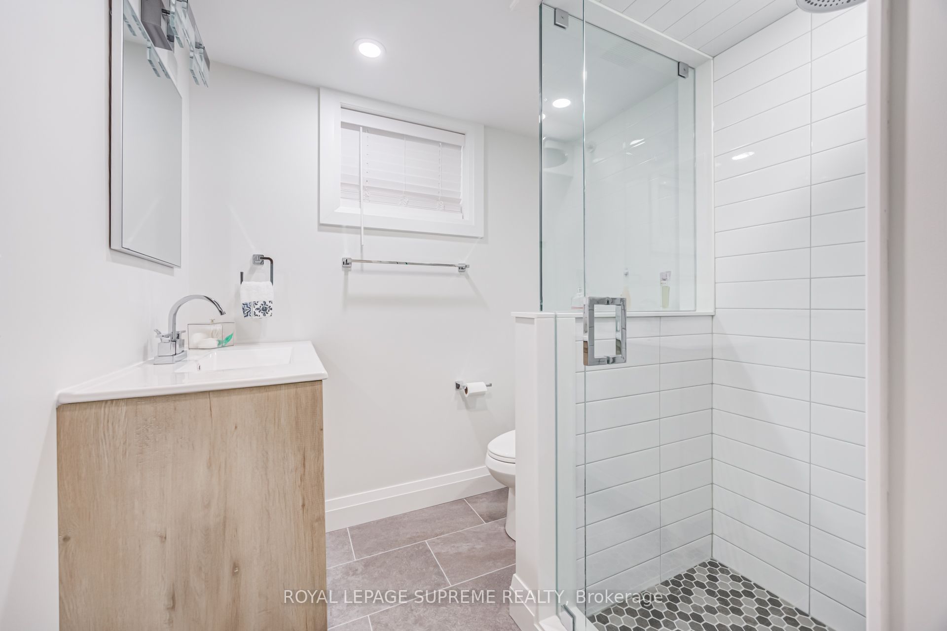 209 Boon Avenue Property Photo 28