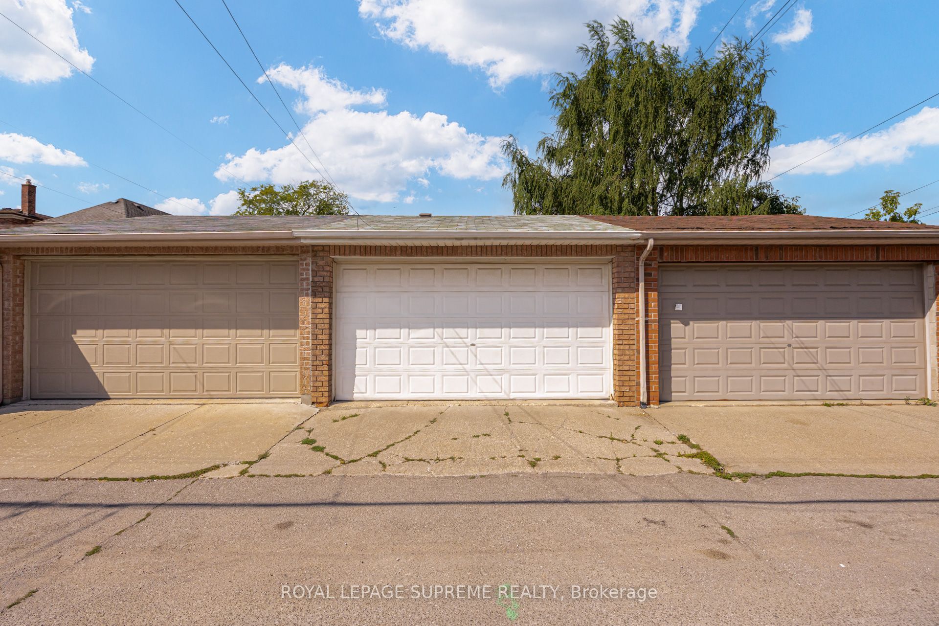 209 Boon Avenue Property Photo 42