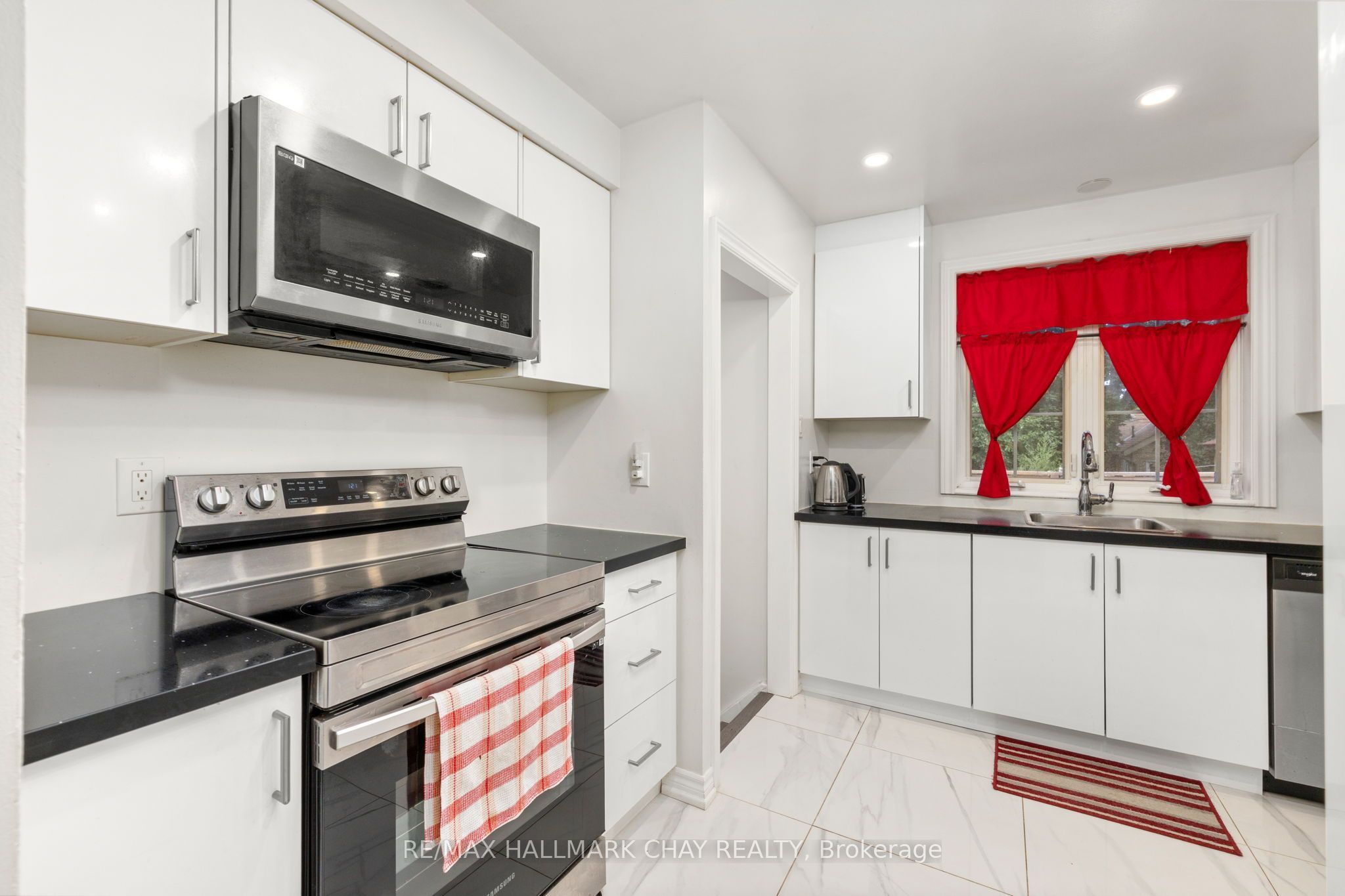 41 Aberdeen Crescent Property Photo 12