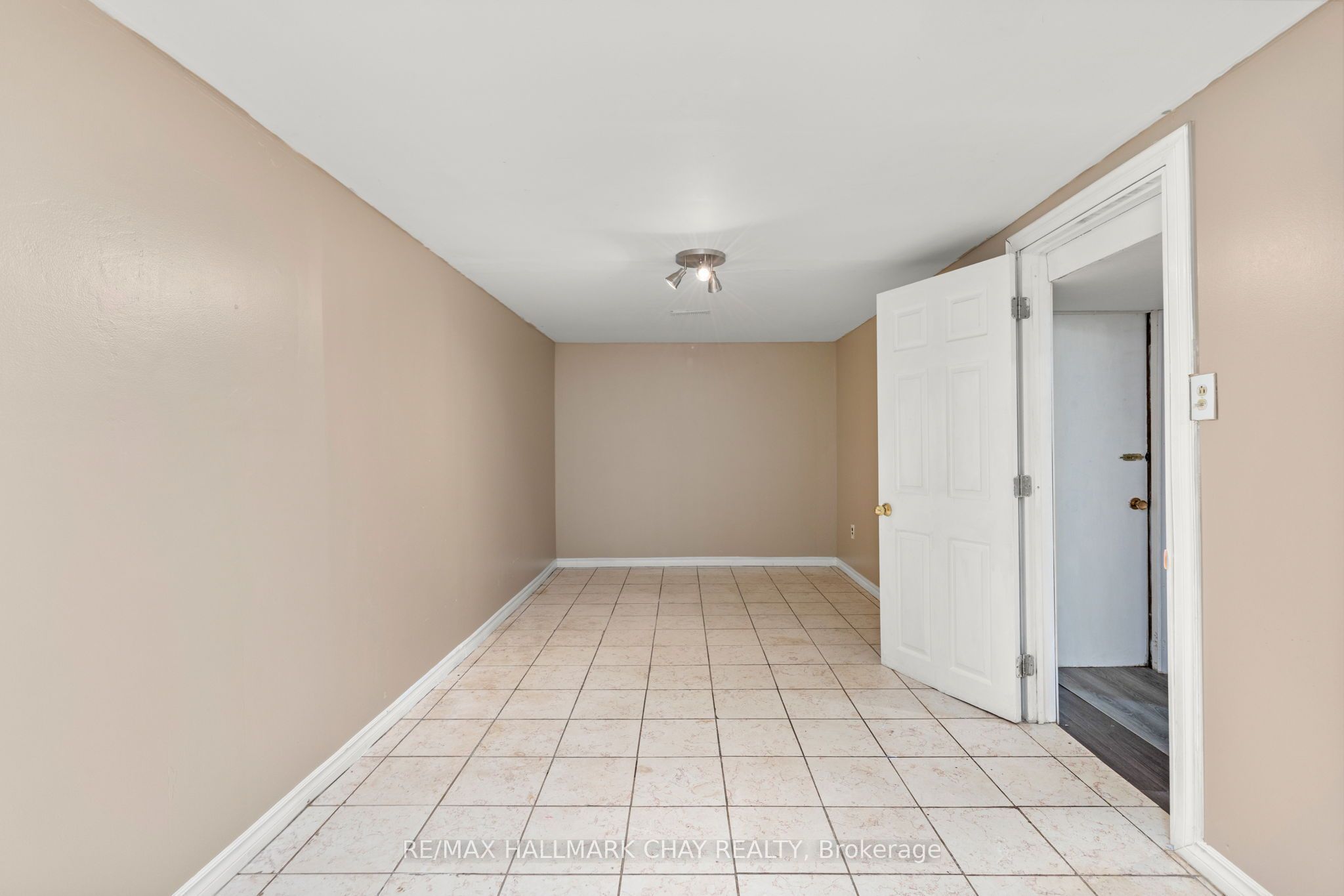 41 Aberdeen Crescent Property Photo 25