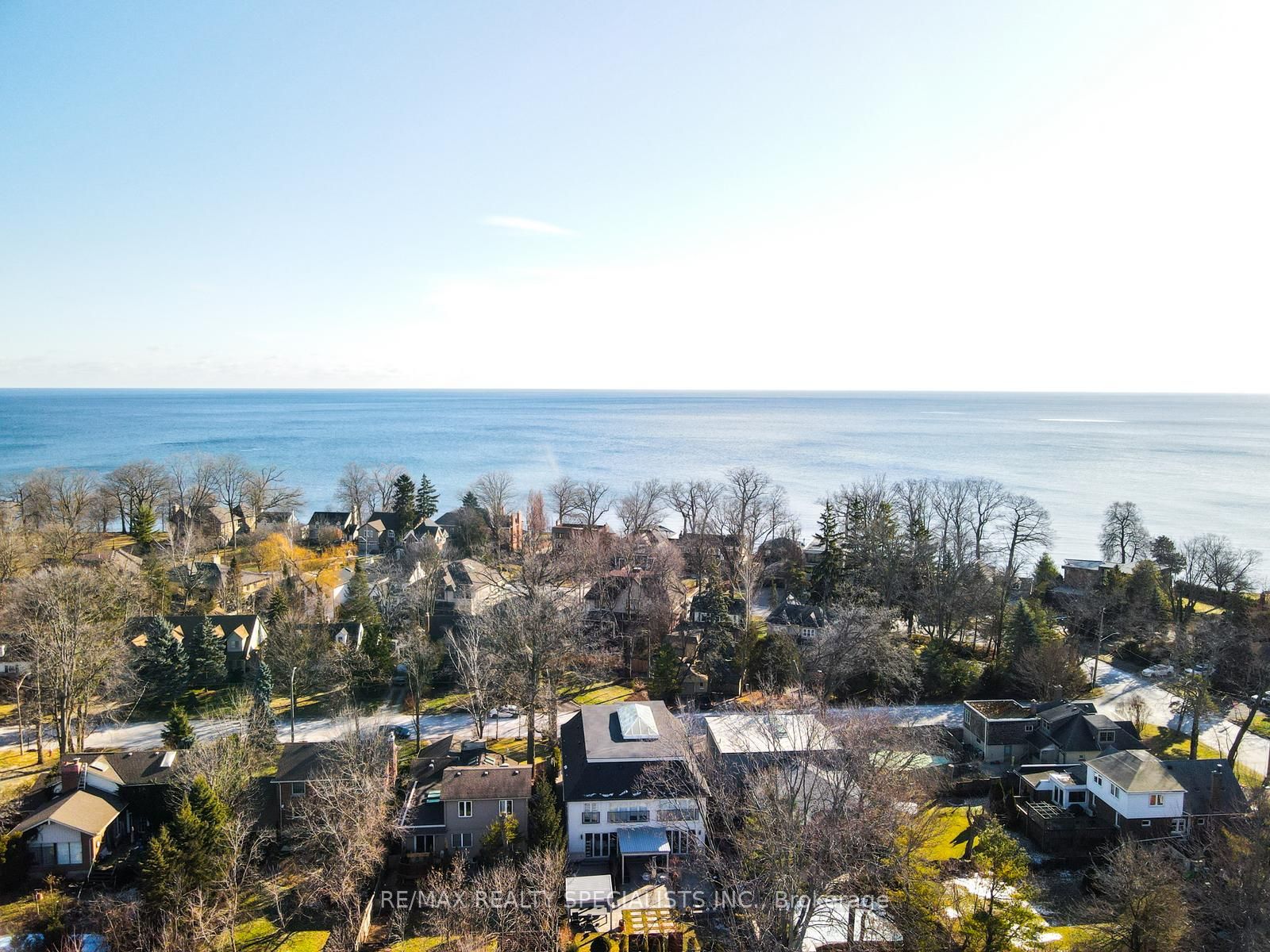6 Brant Avenue Property Photo 3