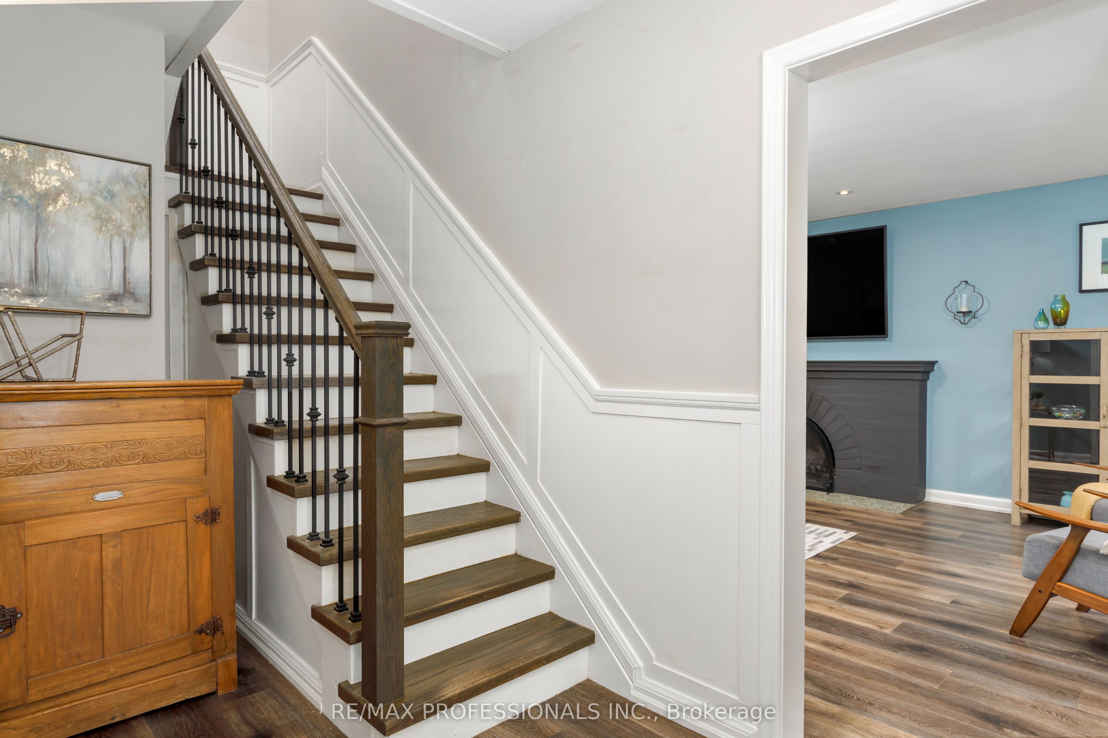 1364 Islington Avenue Property Photo 19