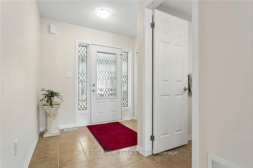 10 Klemscott Road Property Photo 2