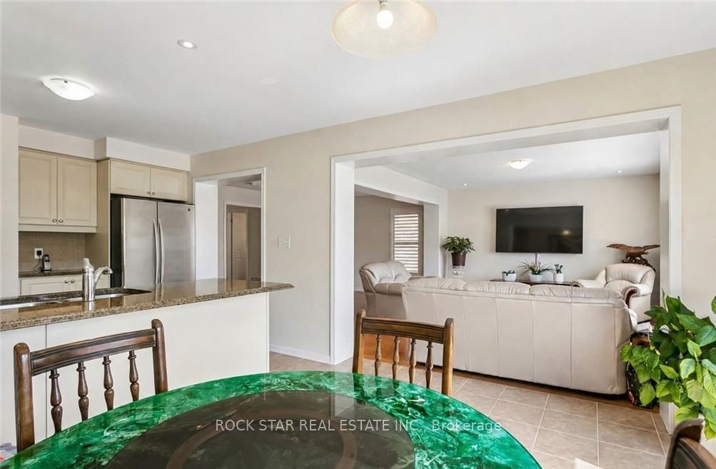 10 Klemscott Road Property Photo 8
