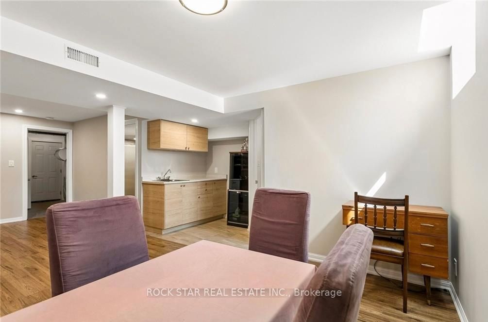 10 Klemscott Road Property Photo 26