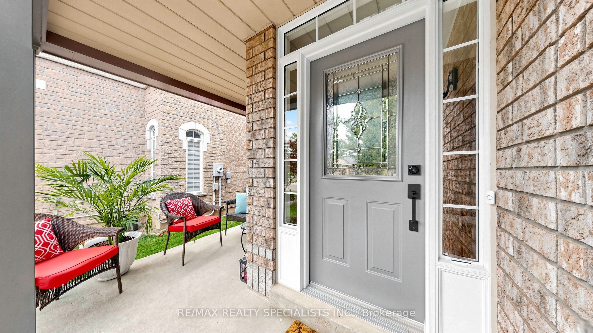 176 Royal Valley Drive Property Photo 6