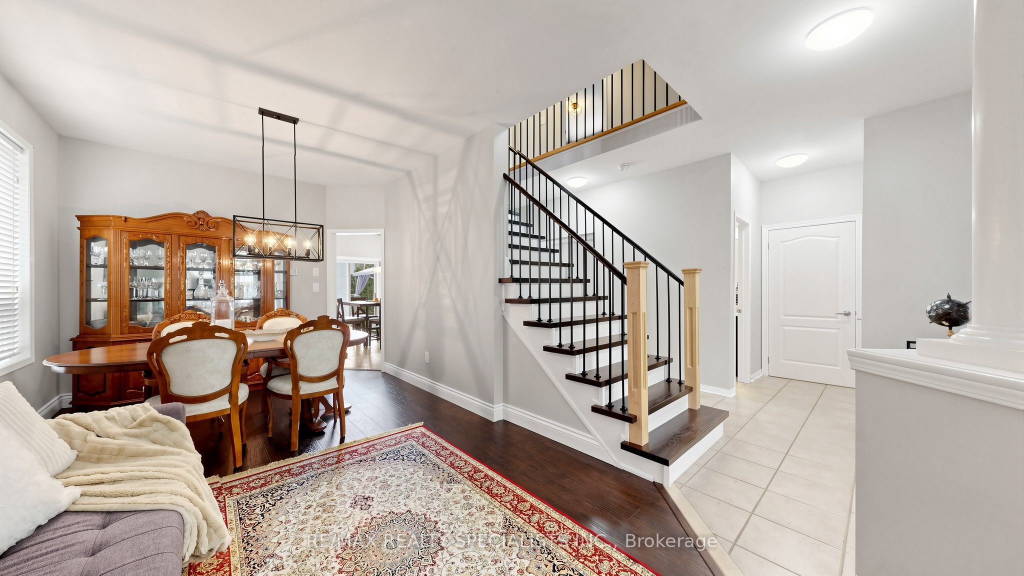 176 Royal Valley Drive Property Photo 10