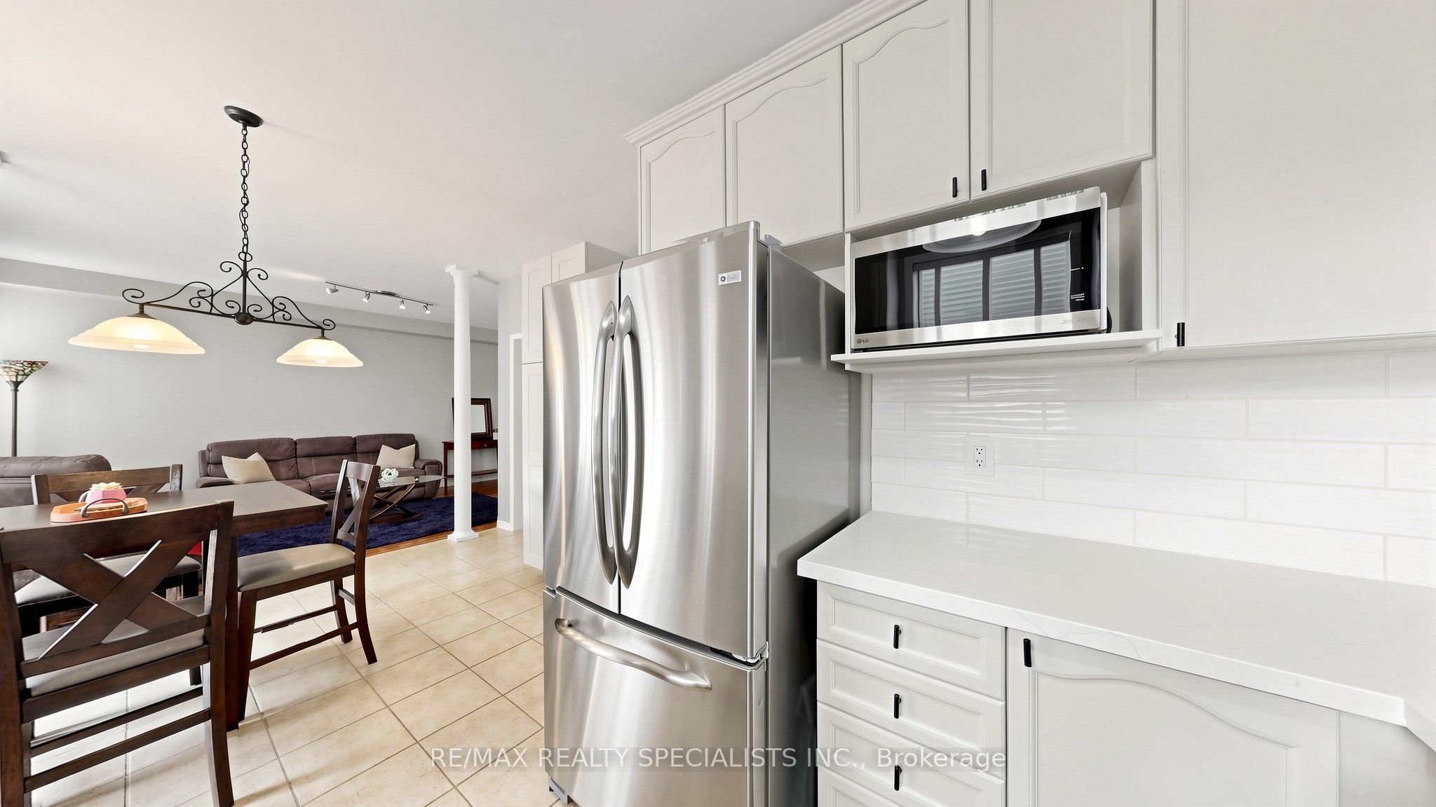 176 Royal Valley Drive Property Photo 18