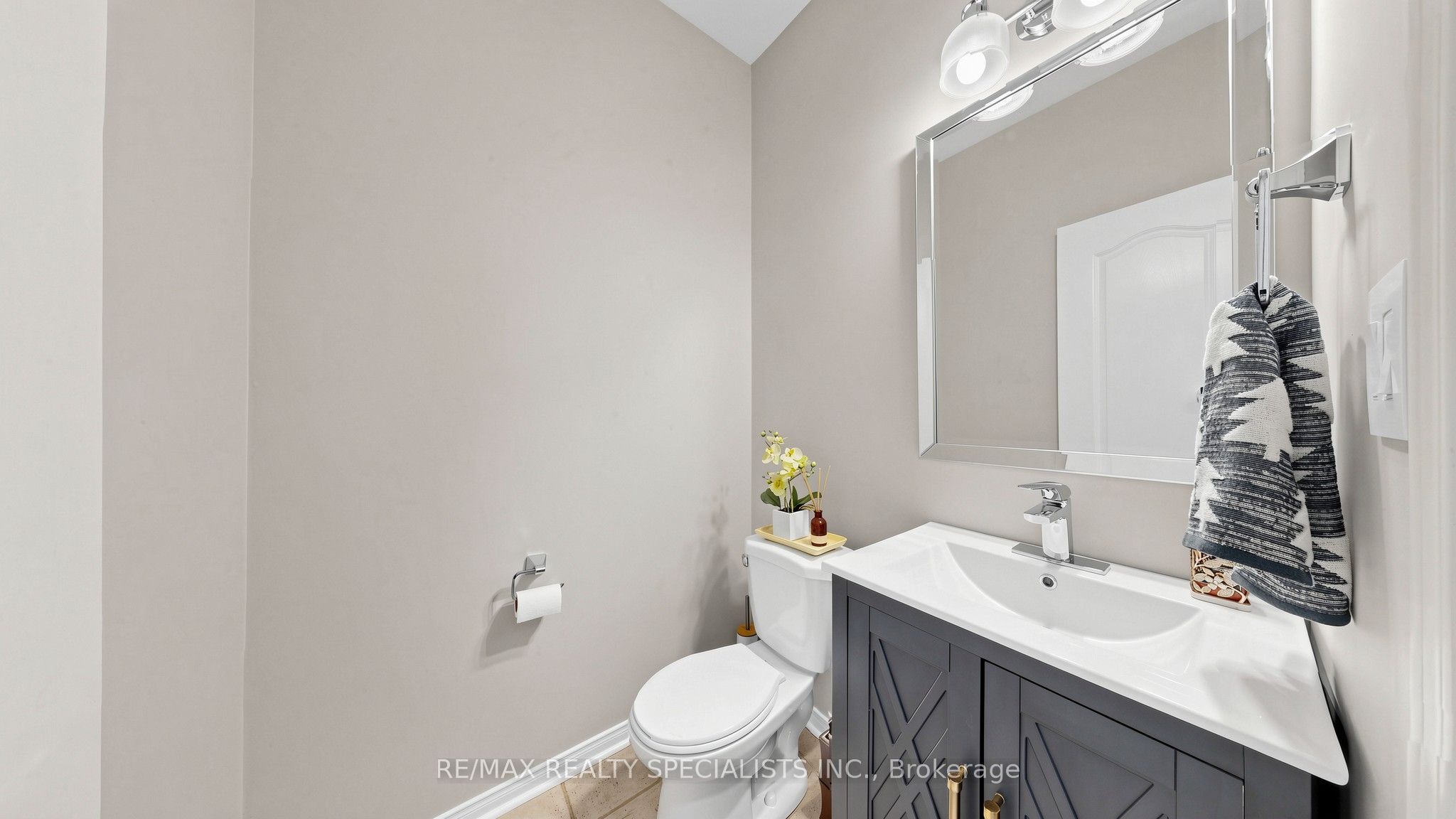 176 Royal Valley Drive Property Photo 26