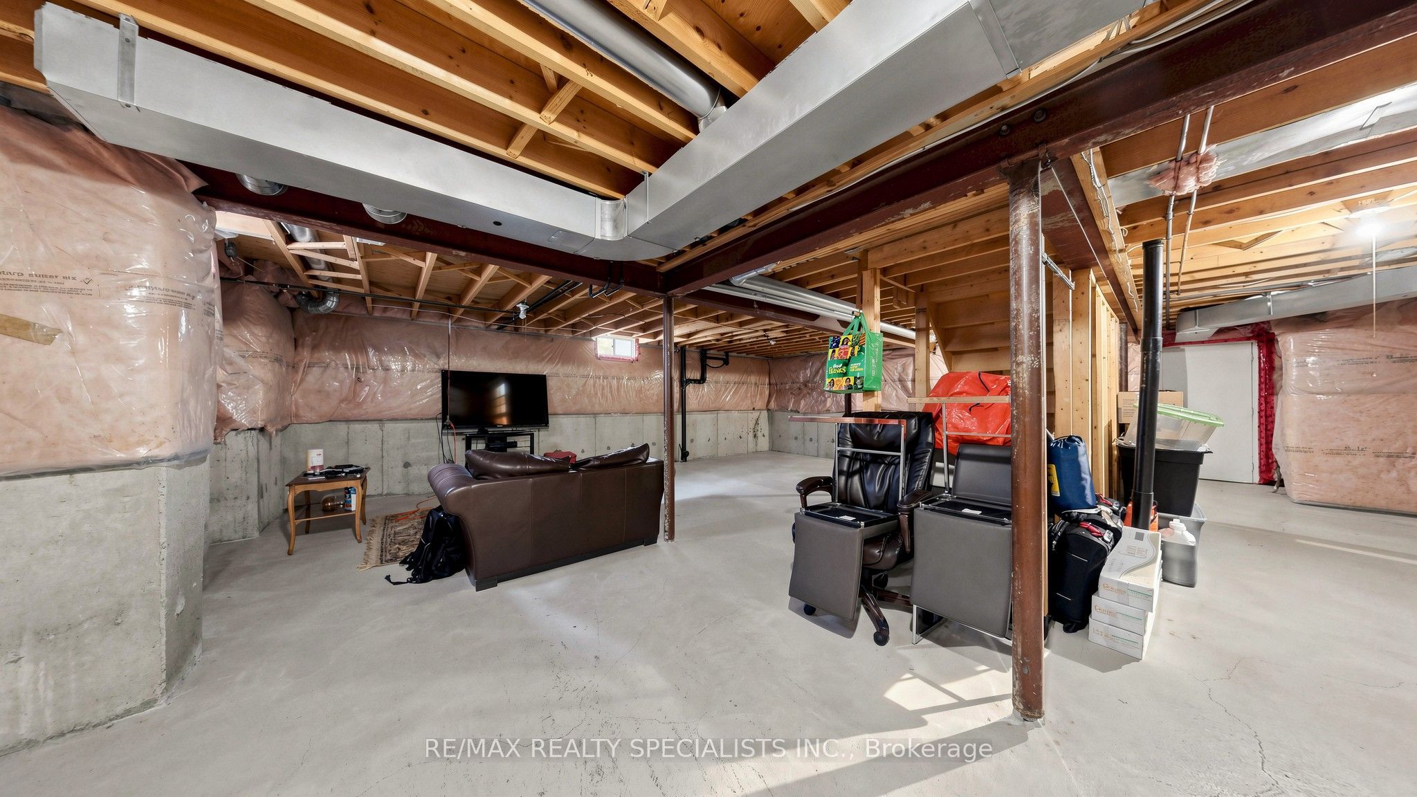 176 Royal Valley Drive Property Photo 43