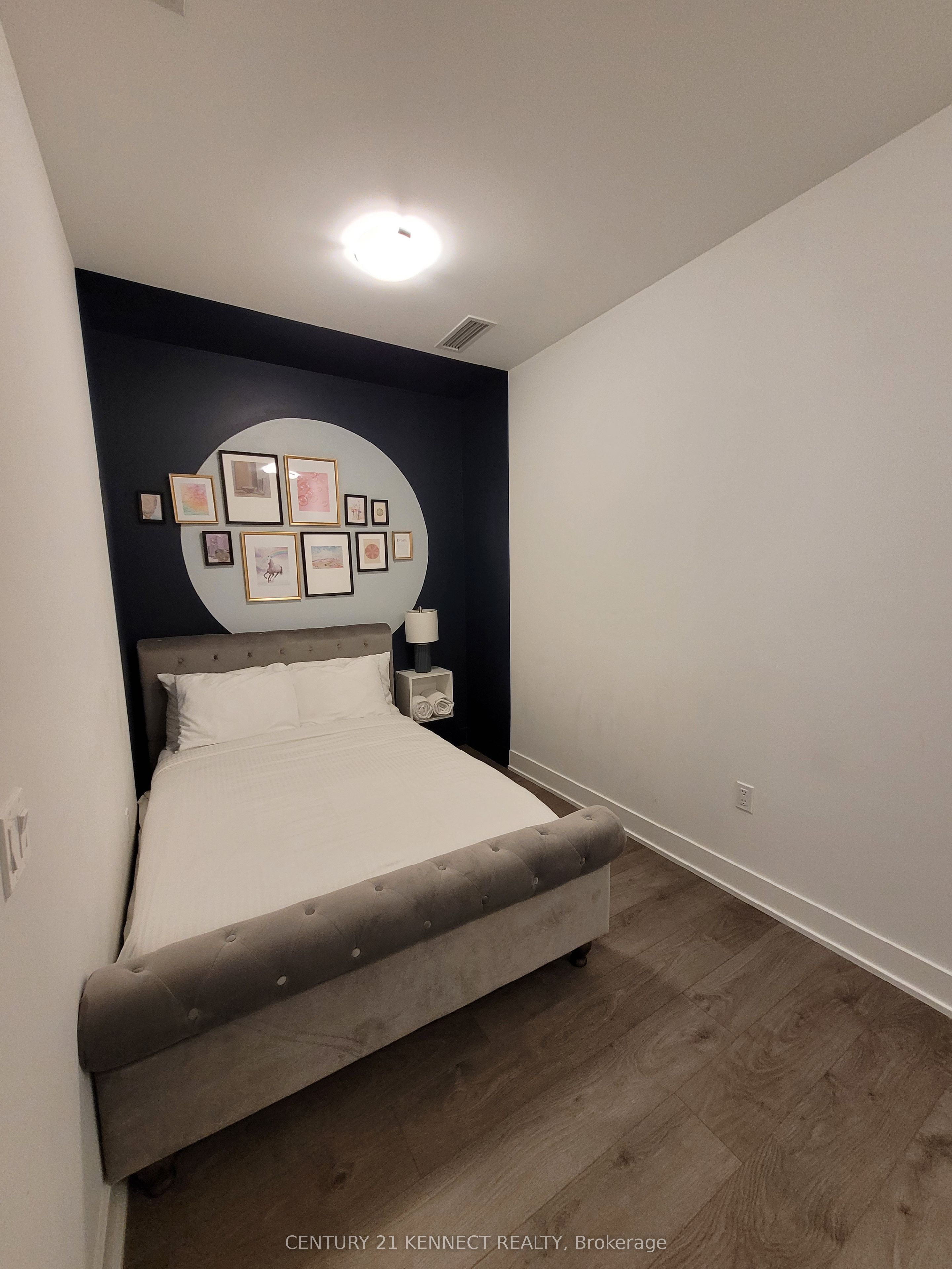 60 George Butchart Drive Th02 Property Photo 18