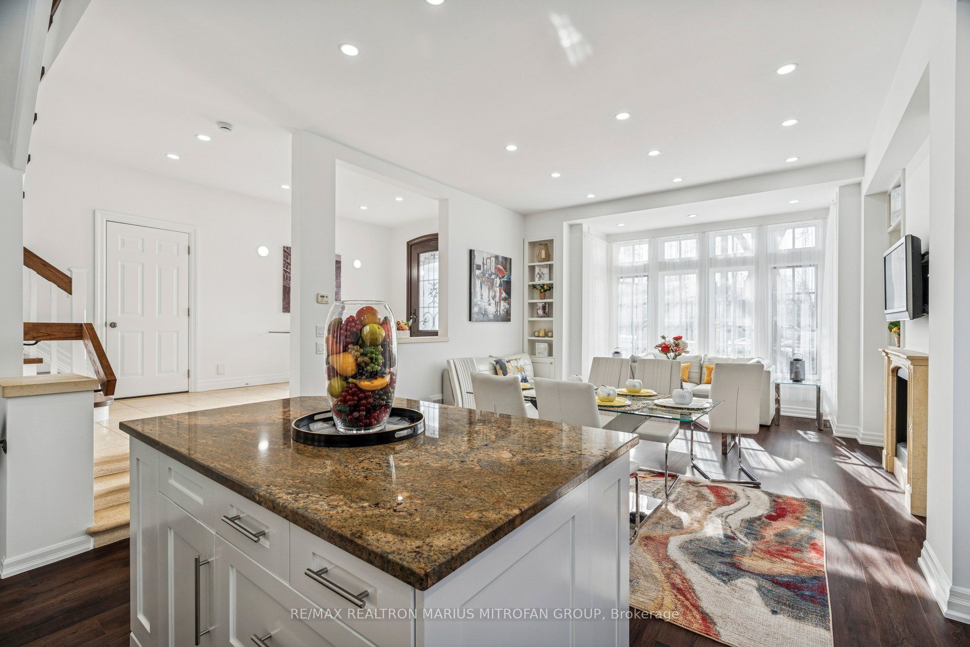 7 Rollins Place Property Photo 15