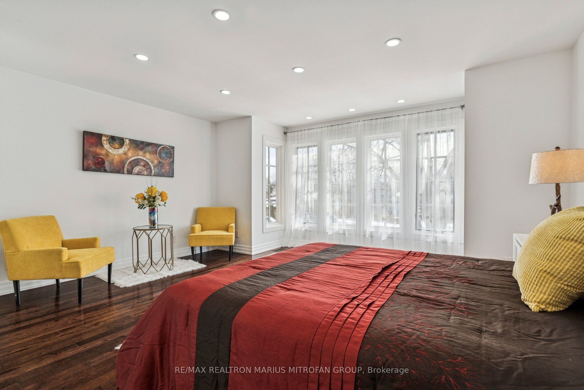 7 Rollins Place Property Photo 30