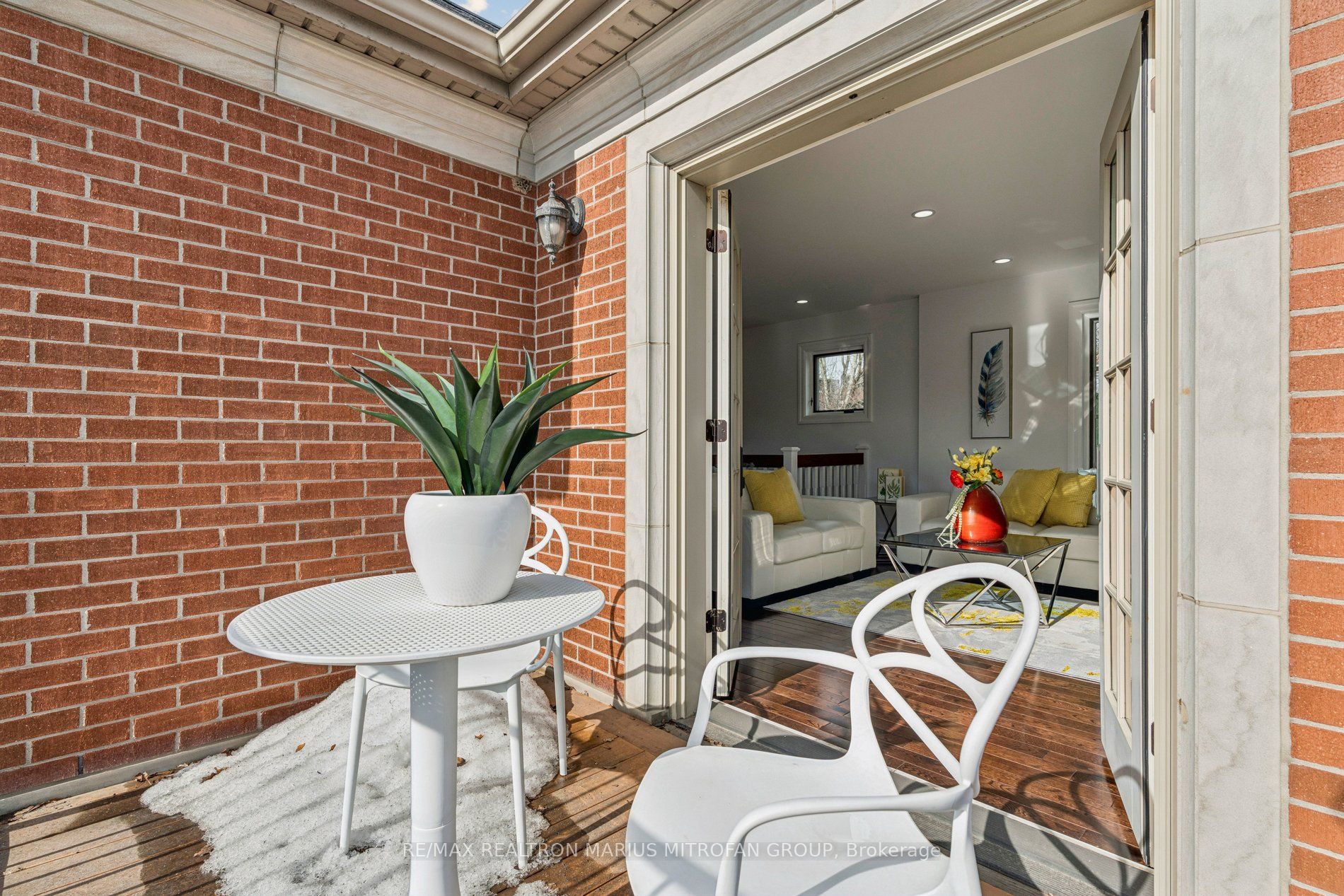 7 Rollins Place Property Photo 33