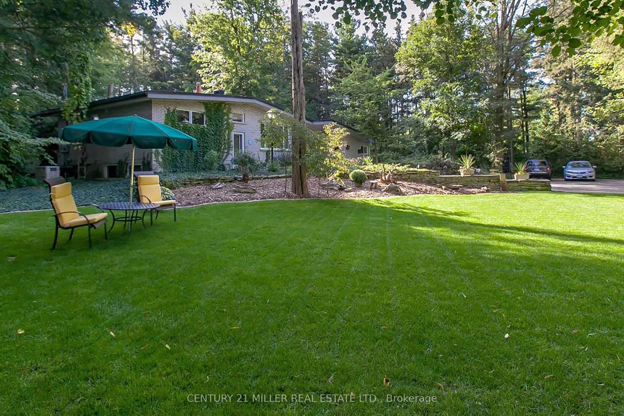 2602 No 2 Side Road Property Photo 6