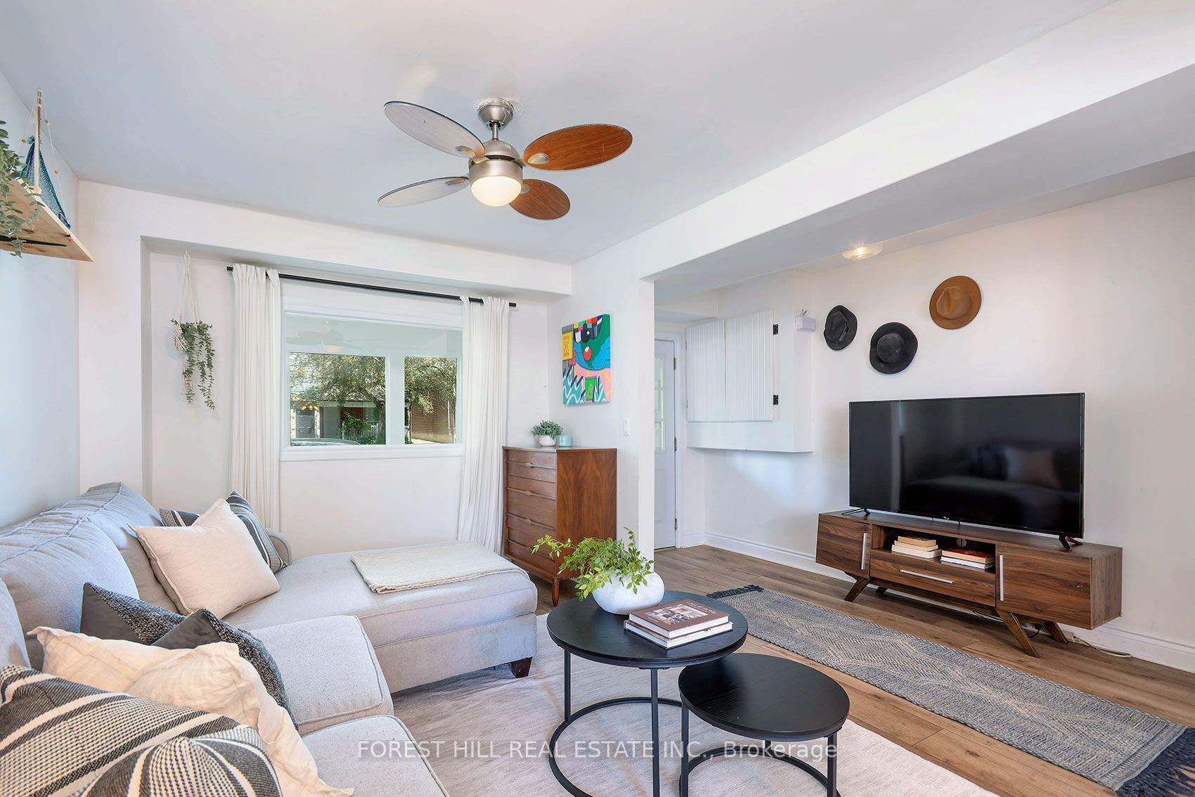 55 Vanevery Street Property Photo 6