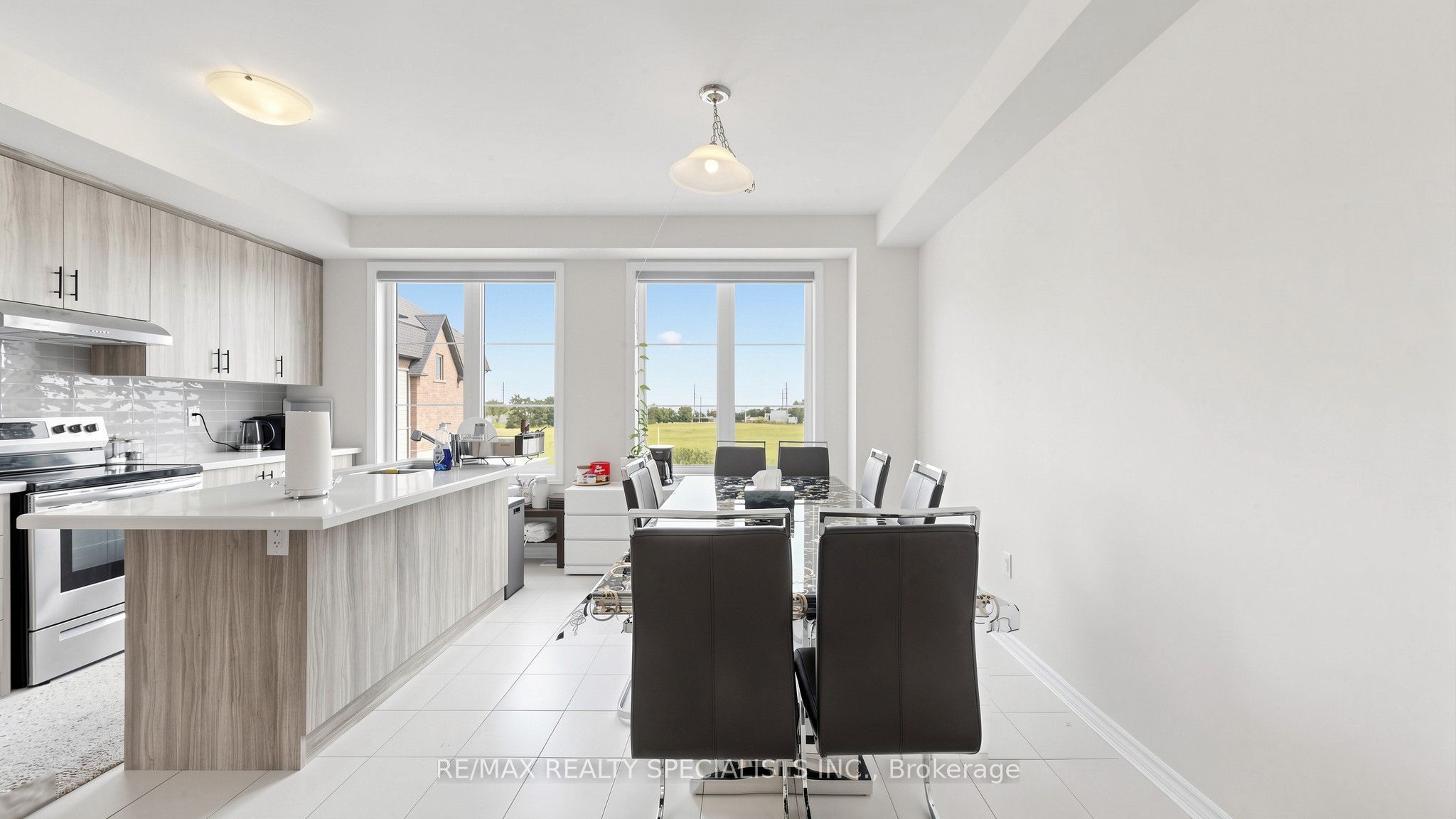 14 Bretlon Street Property Photo 17