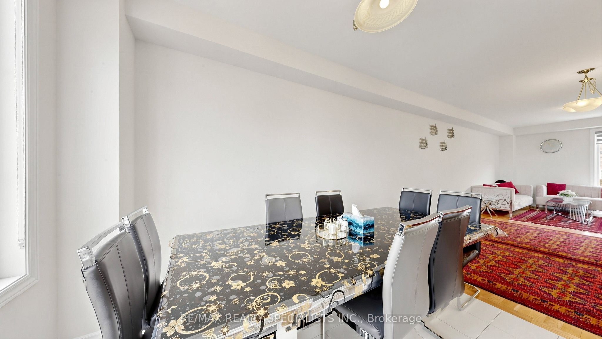 14 Bretlon Street Property Photo 19