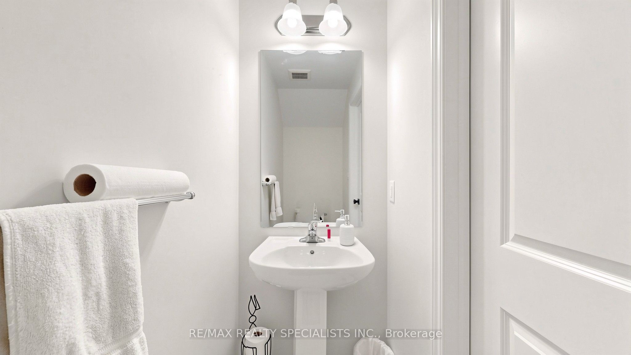14 Bretlon Street Property Photo 25
