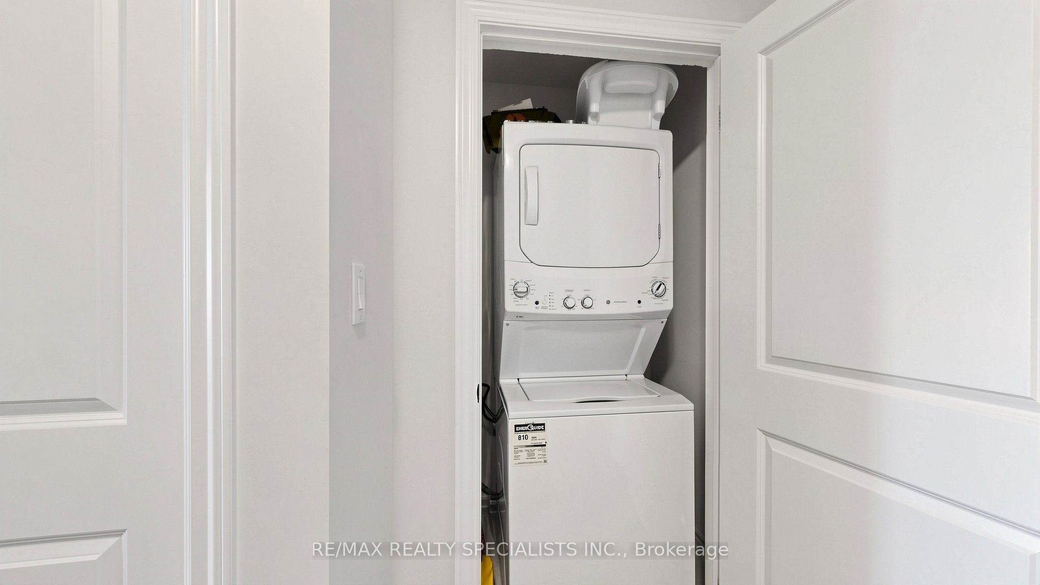 14 Bretlon Street Property Photo 34
