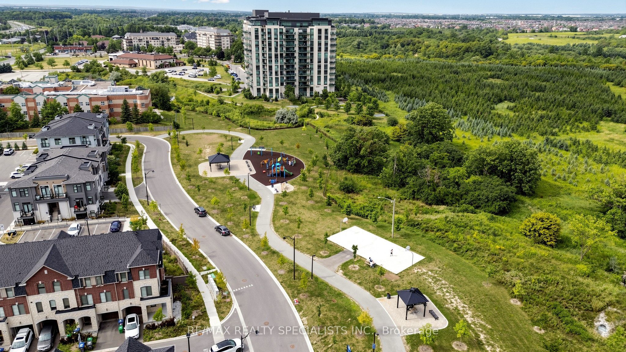14 Bretlon Street Property Photo 40