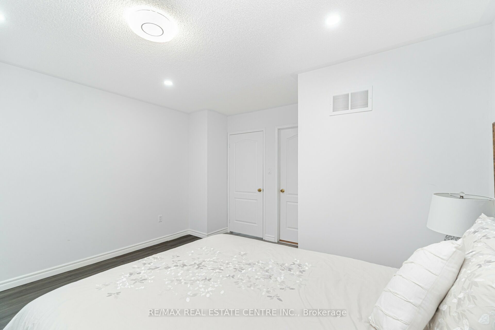 1591 South Parade Court 45 Property Photo 20