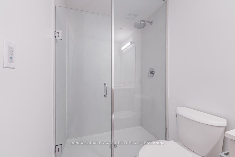 1005 Dundas Street E 238 Property Photo 13