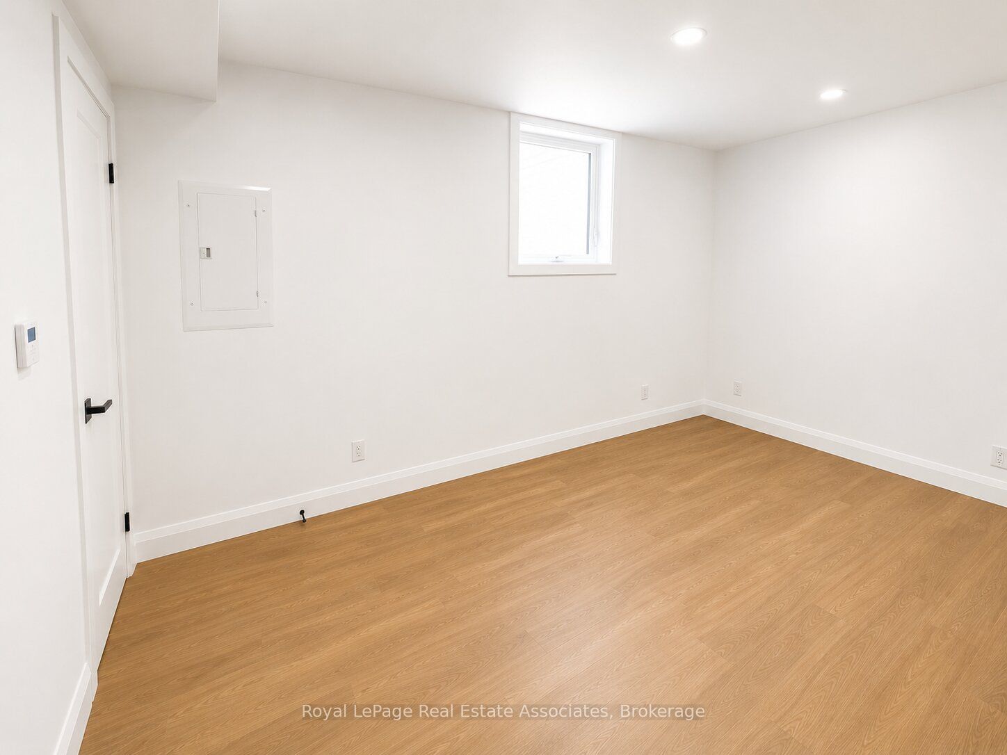 17 White Avenue 1 Gs Property Photo 6