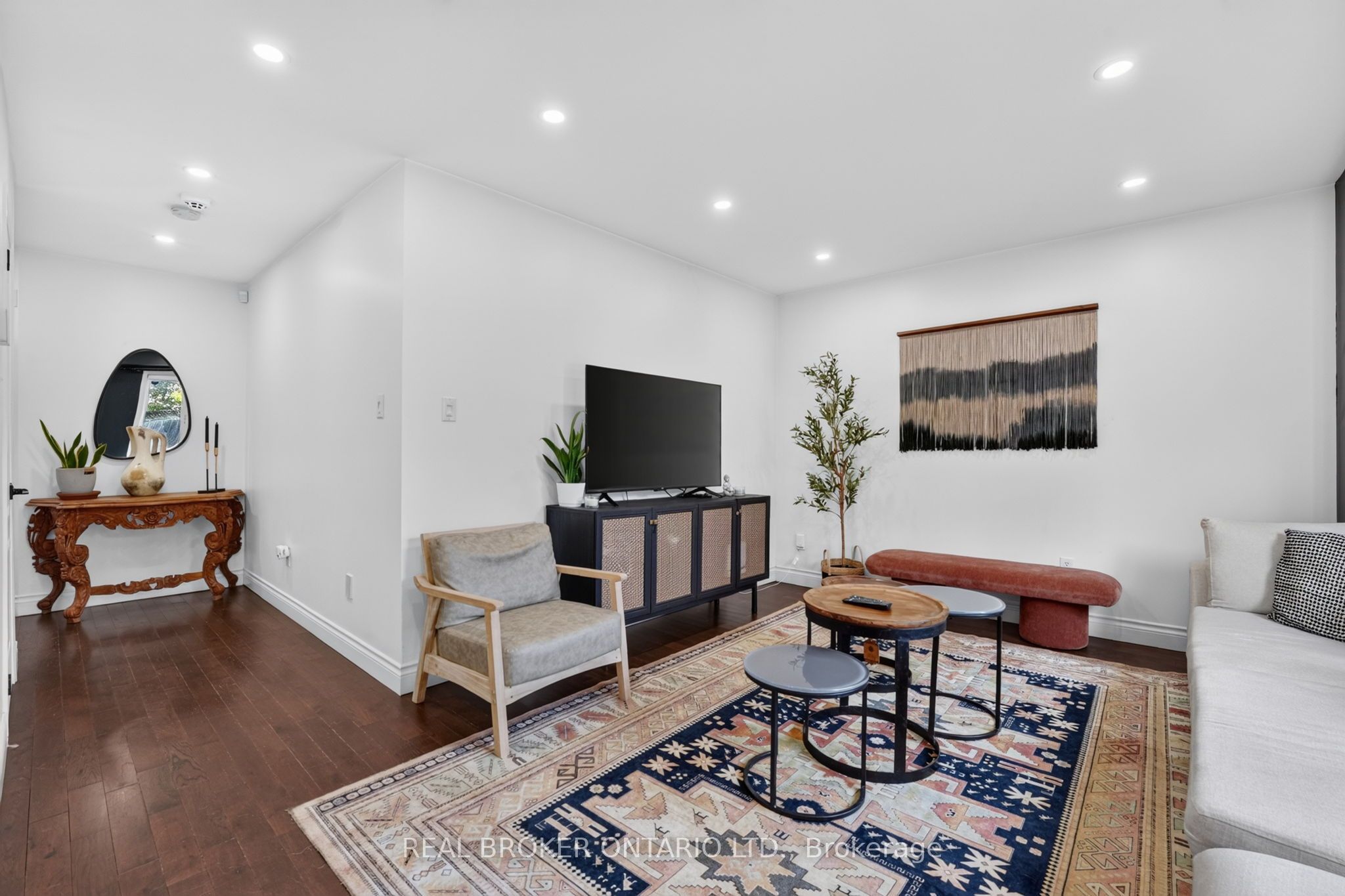 35 Belmont Boulevard Property Photo 7