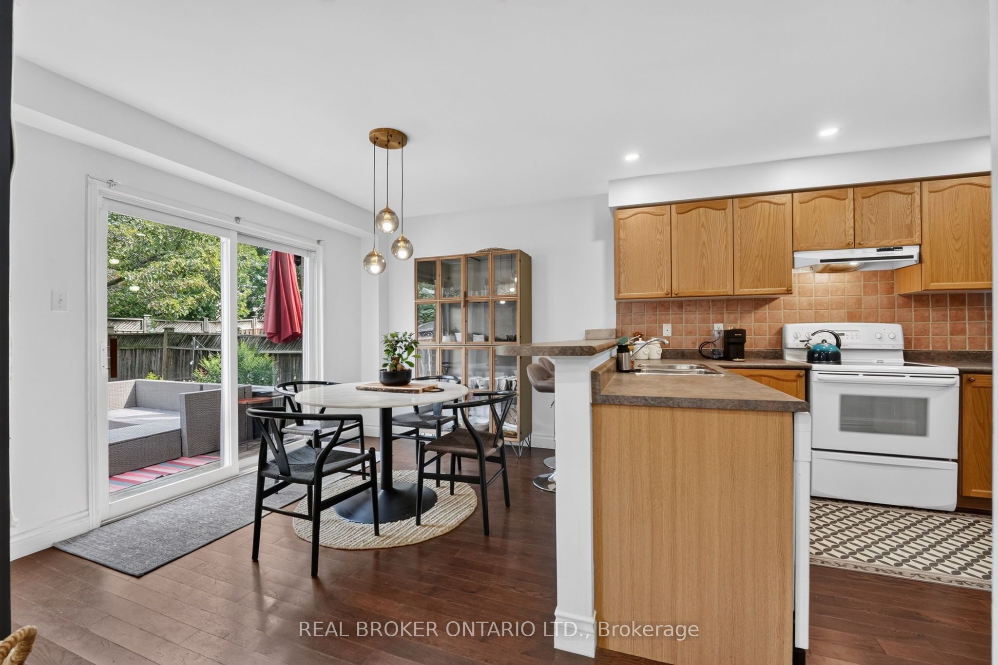35 Belmont Boulevard Property Photo 16