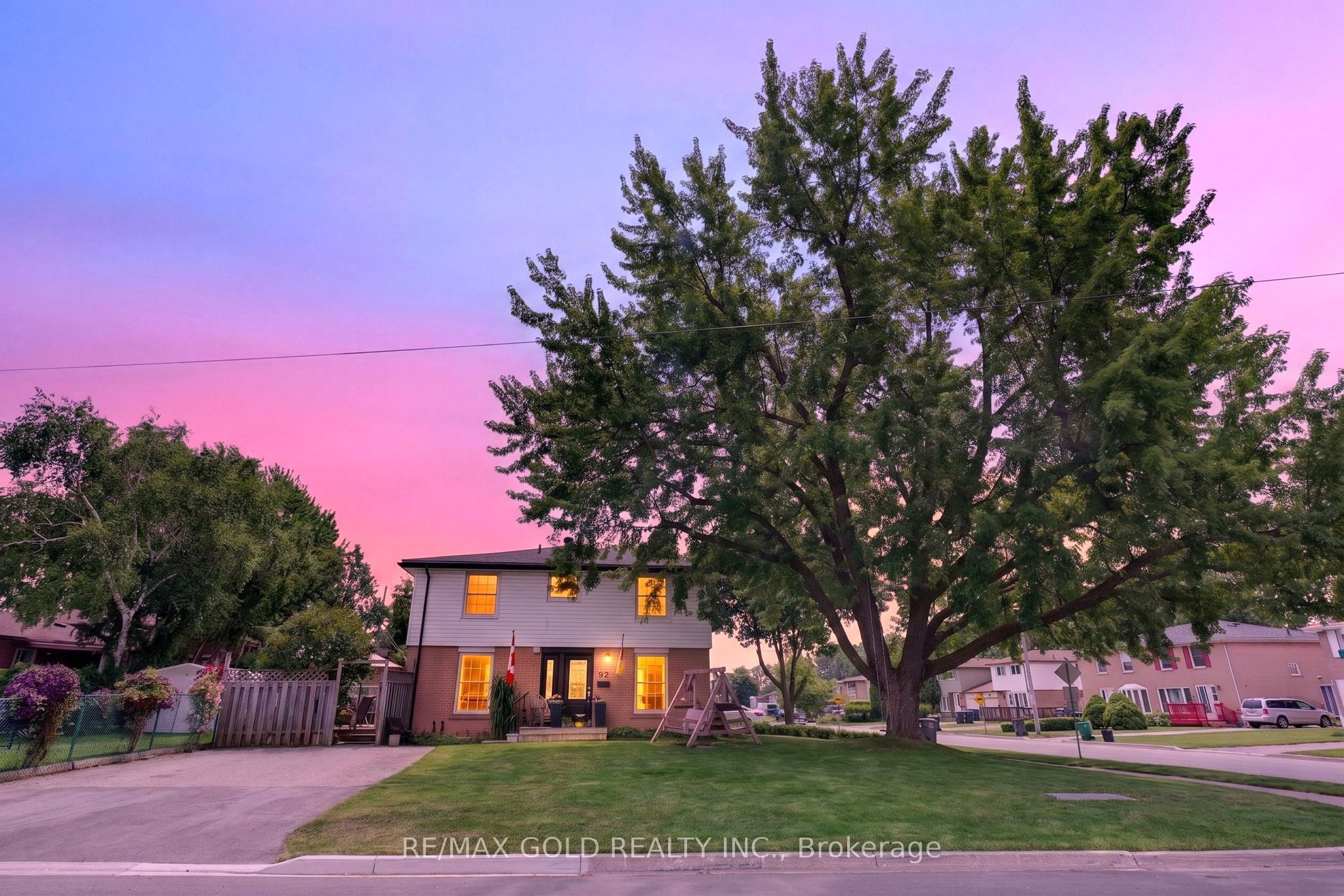 92 Cathcart Crescent Property Photo 1