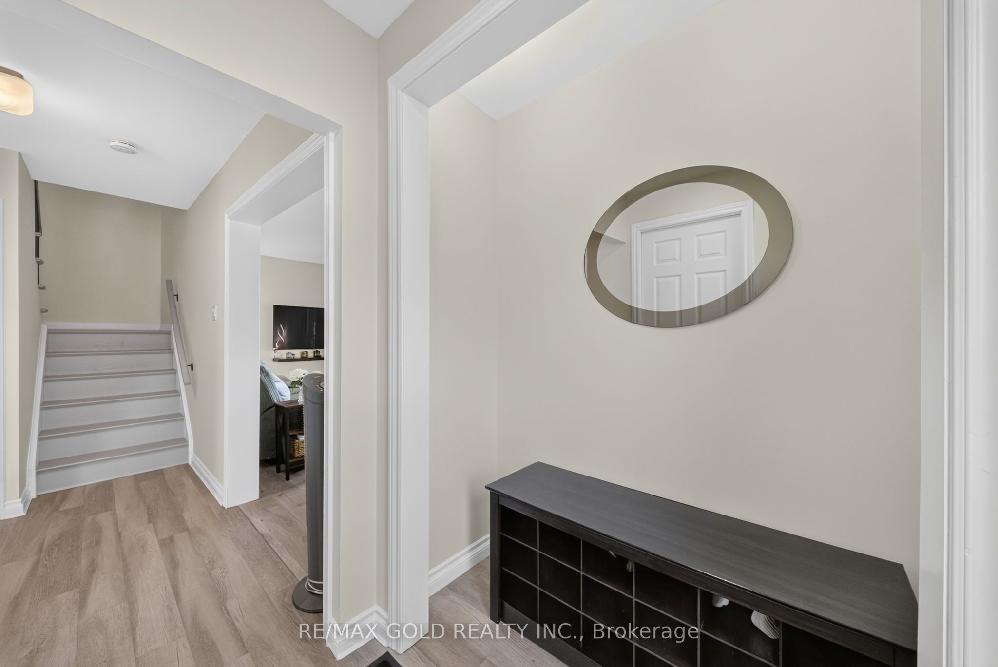 92 Cathcart Crescent Property Photo 5