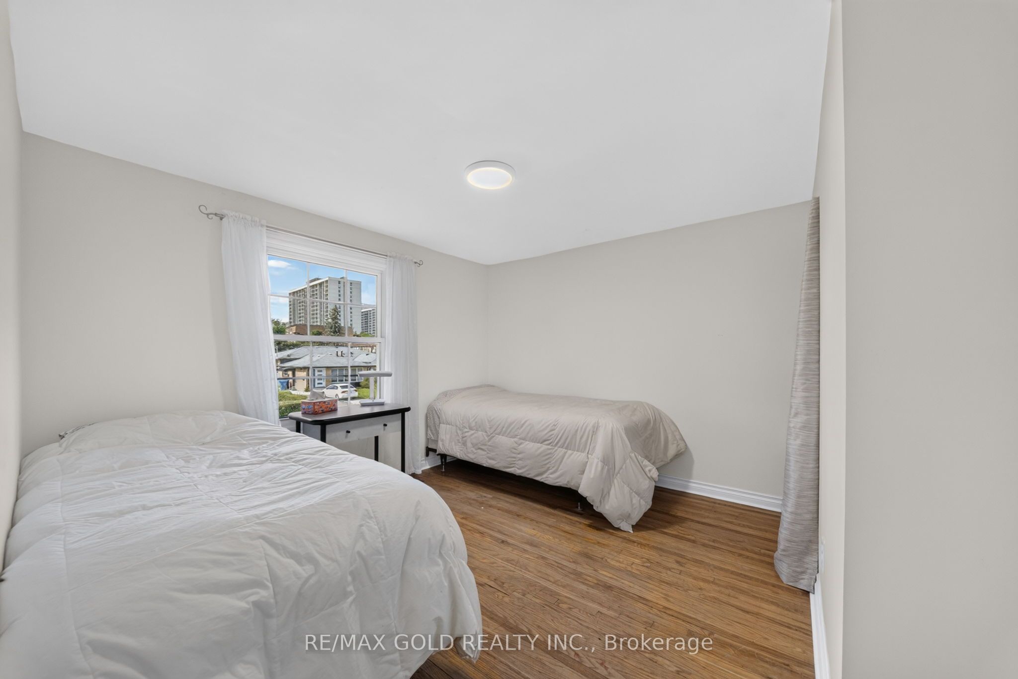 92 Cathcart Crescent Property Photo 21